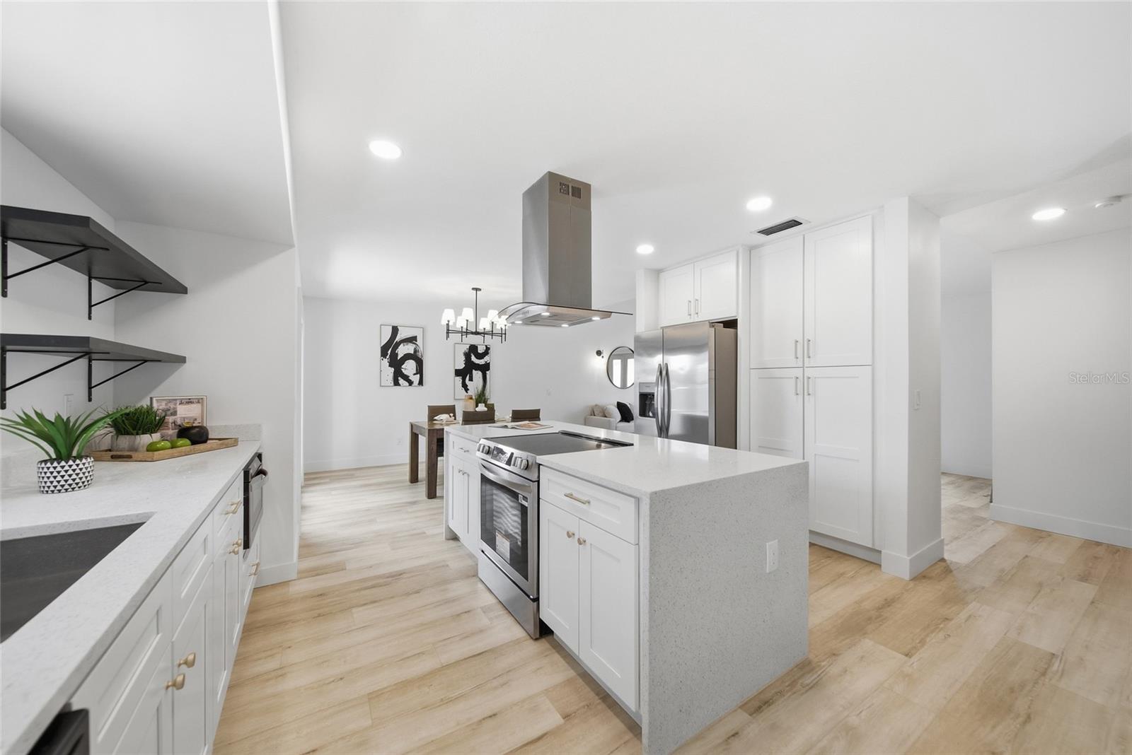 3909 WILLOWTREE PL, TAMPA, FL, 33624