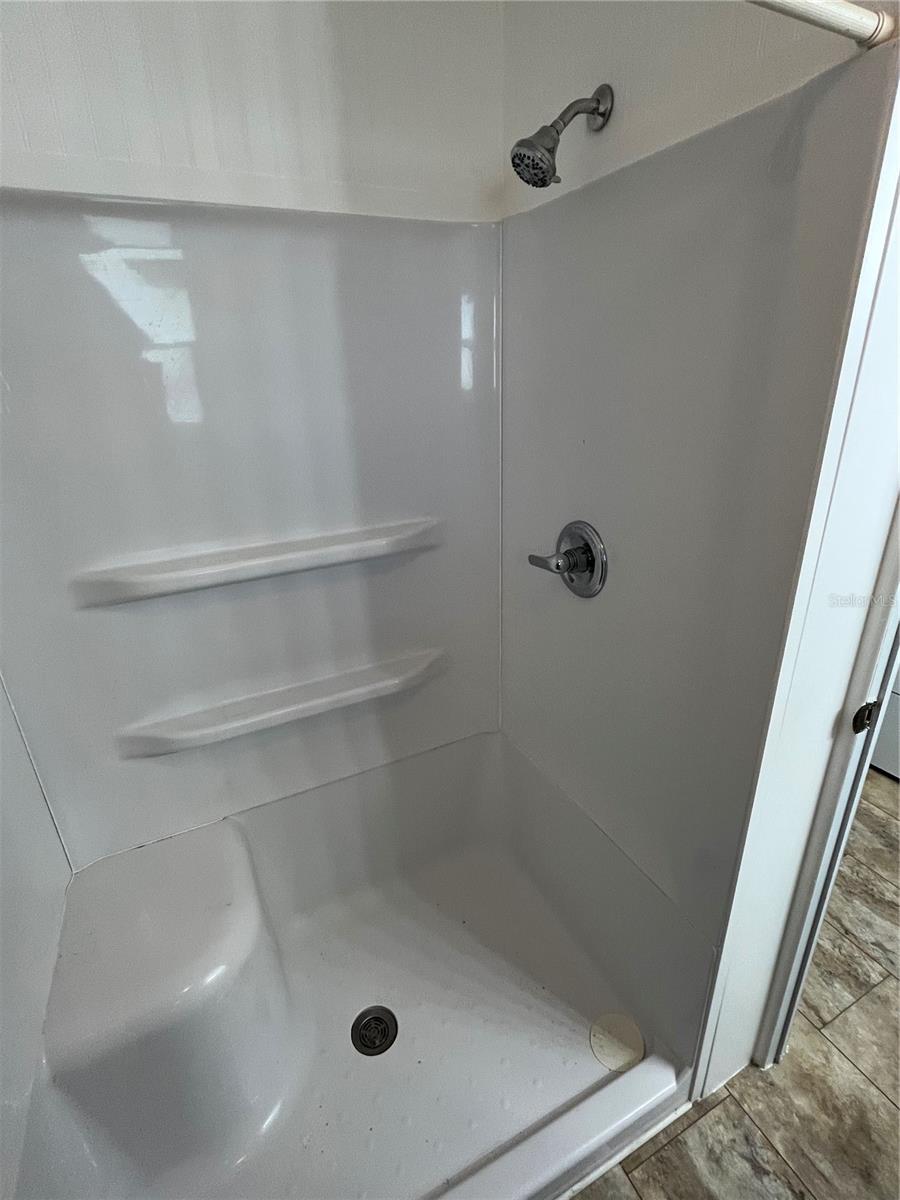 107 ROMA RD, VENICE, FL, 34285