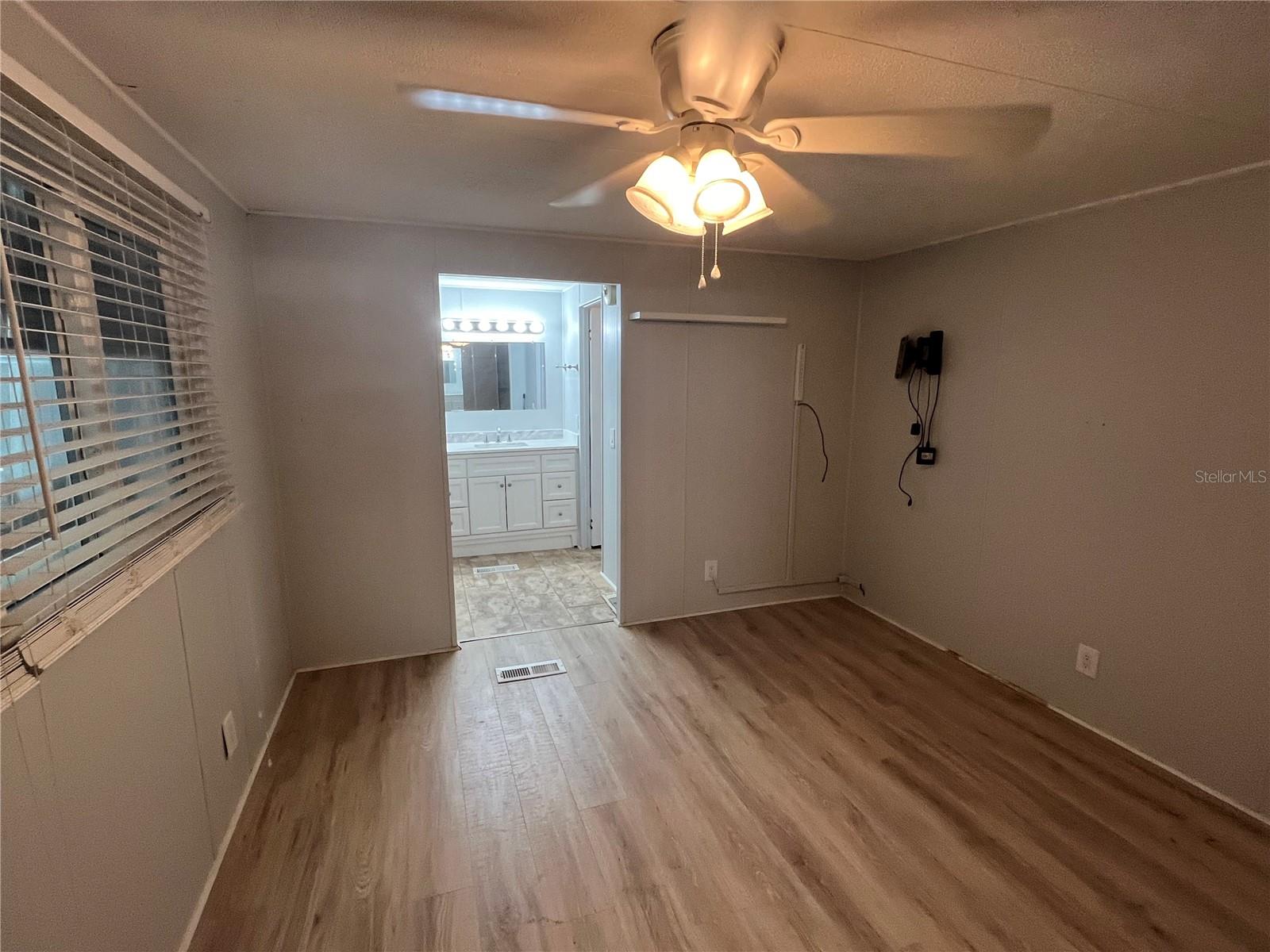 107 ROMA RD, VENICE, FL, 34285