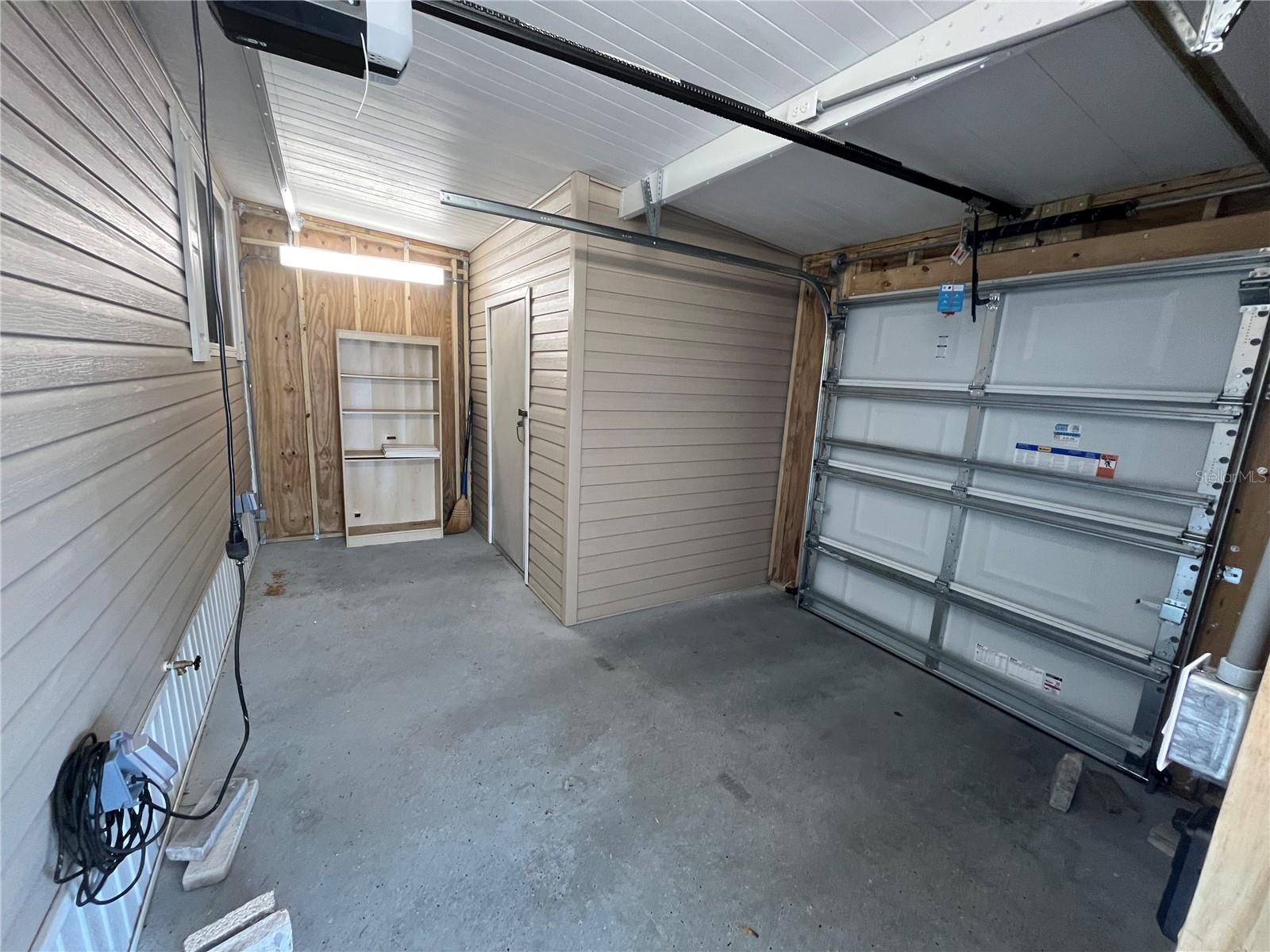 107 ROMA RD, VENICE, FL, 34285