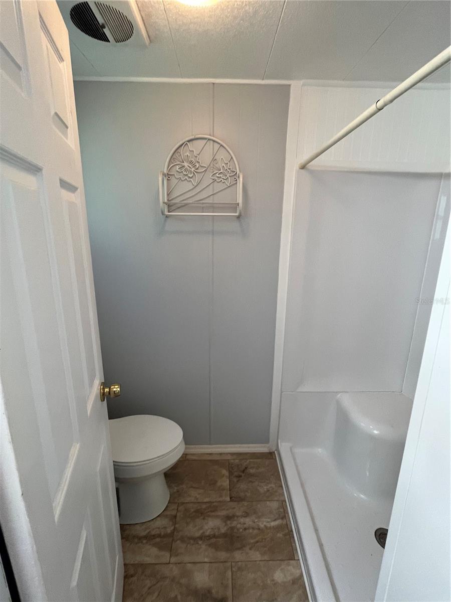 107 ROMA RD, VENICE, FL, 34285