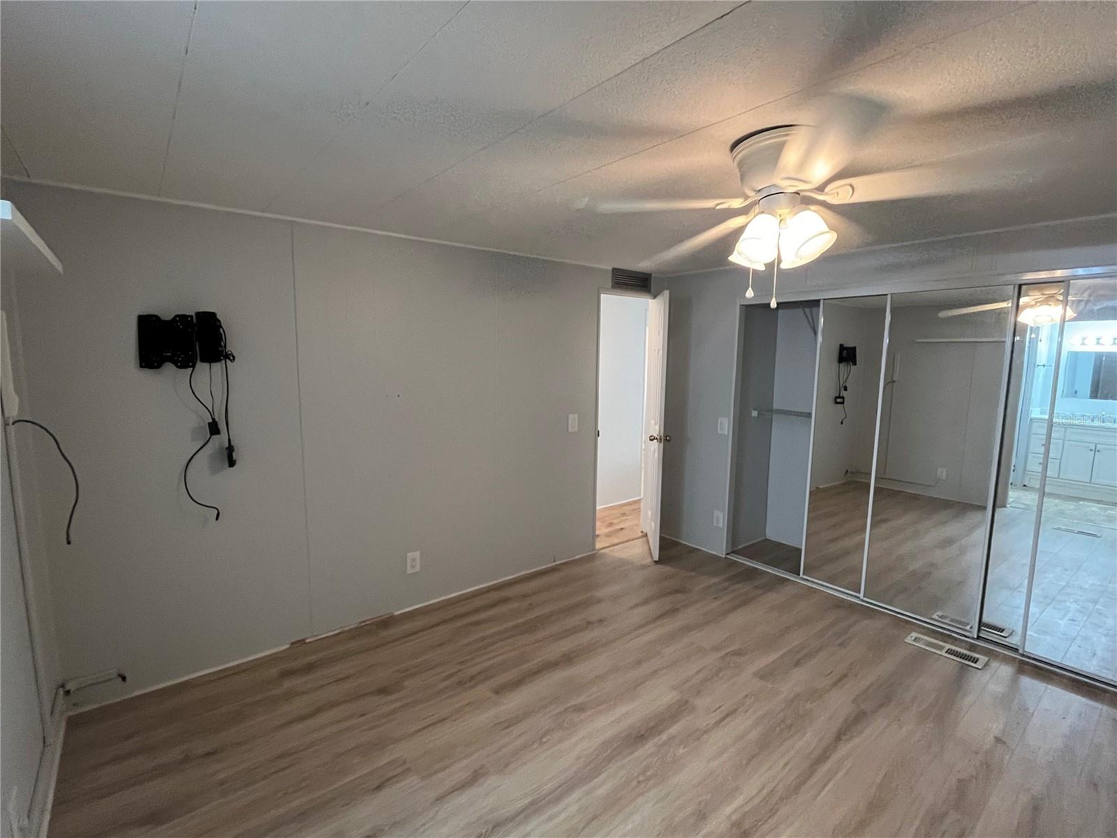 107 ROMA RD, VENICE, FL, 34285