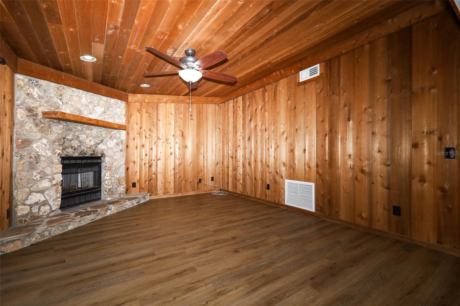 3075 MAPLESHADE ST, DELTONA, FL, 32738