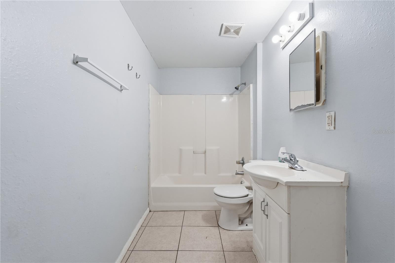 2609 E 28TH AVE, TAMPA, FL, 33605