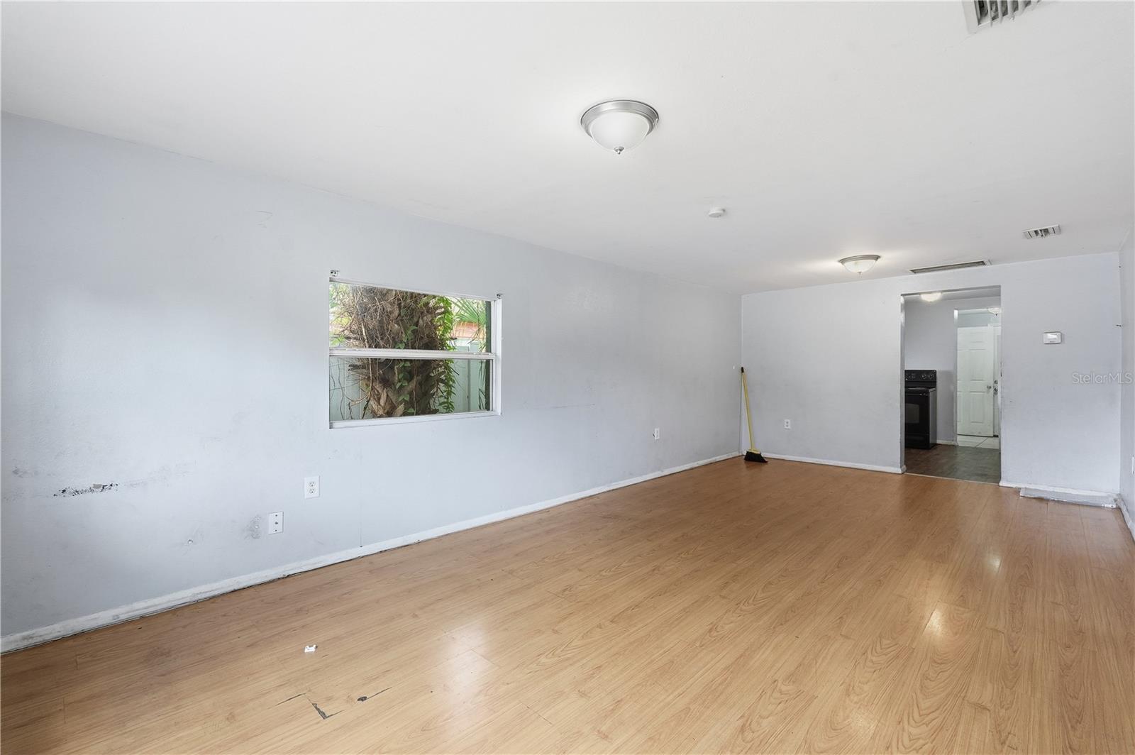 2609 E 28TH AVE, TAMPA, FL, 33605