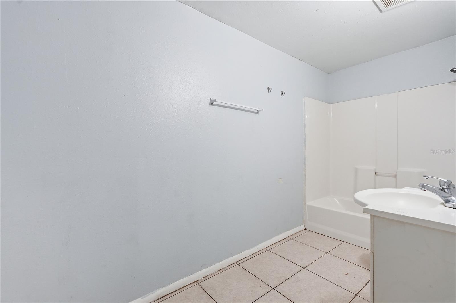 2609 E 28TH AVE, TAMPA, FL, 33605