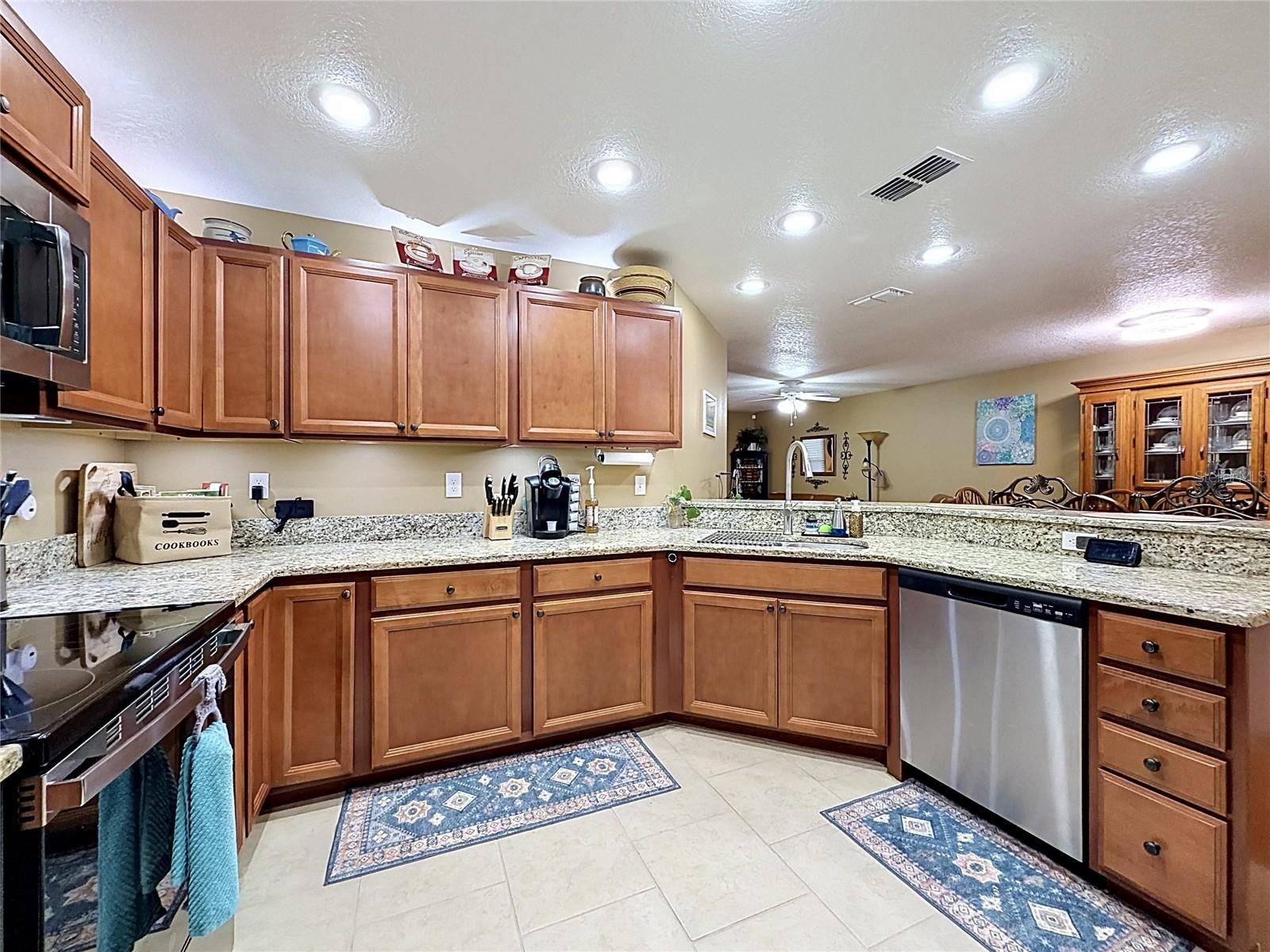 37754 PRAIRIE ROSE LOOP, ZEPHYRHILLS, FL, 33542