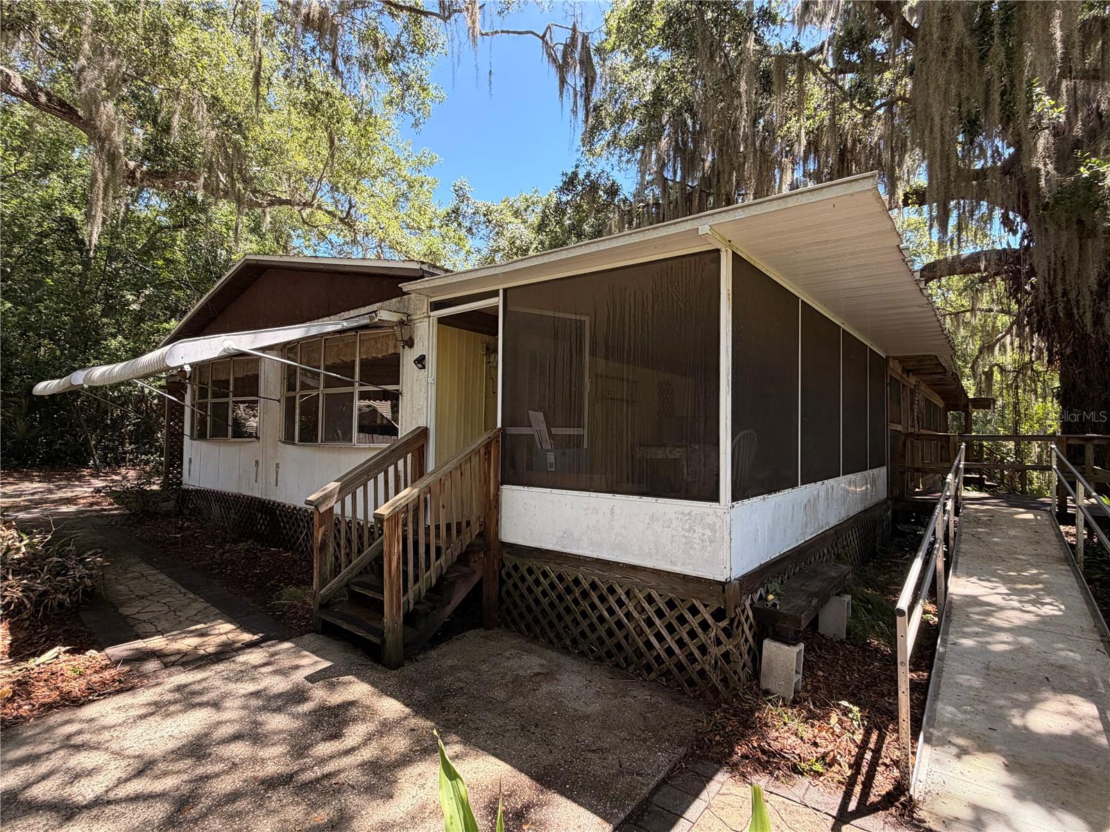 697 EAGLE WATCH RD, OAK HILL, FL, 32759