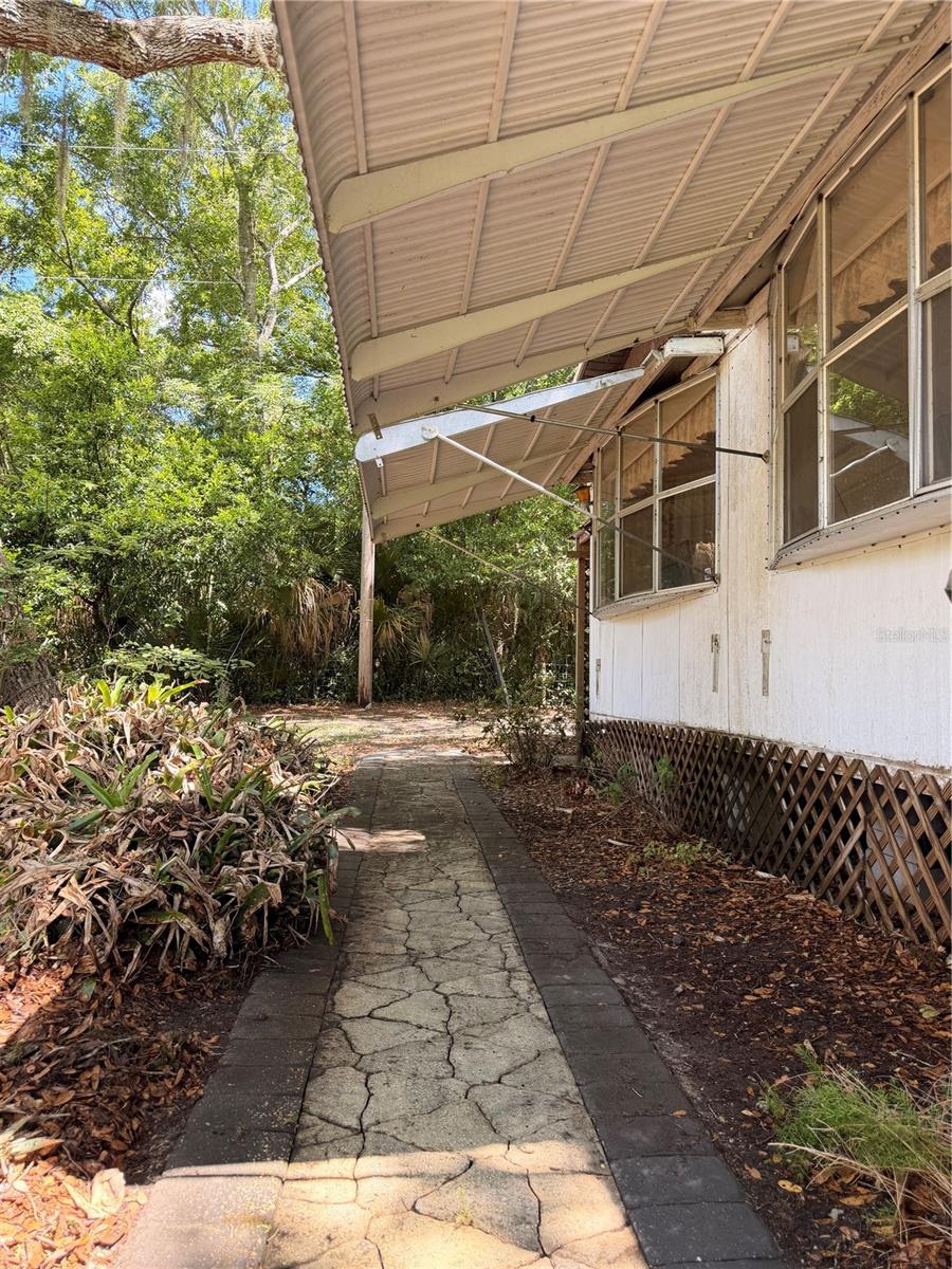 697 EAGLE WATCH RD, OAK HILL, FL, 32759