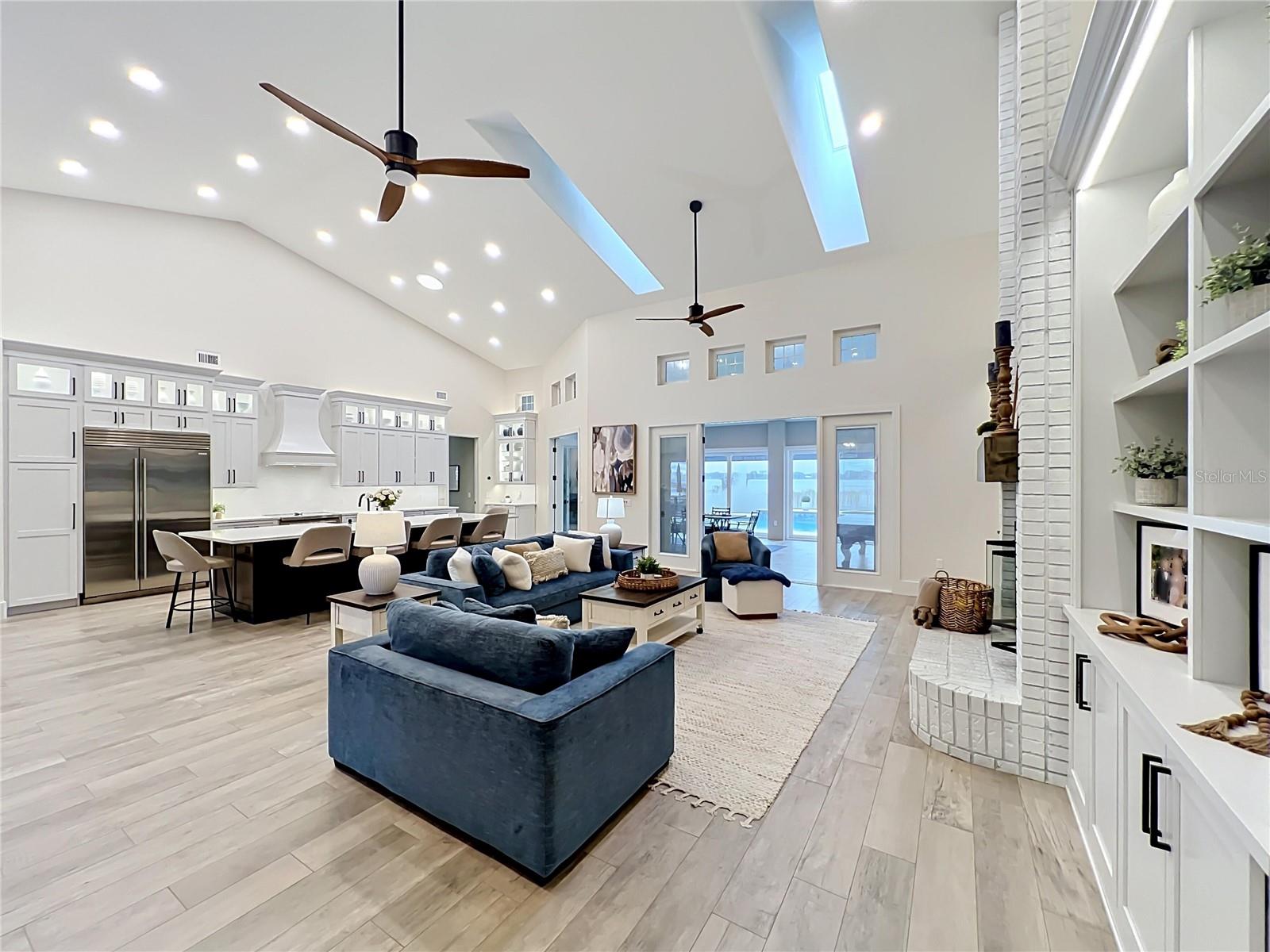 34449 PARKVIEW AVE, EUSTIS, FL, 32736