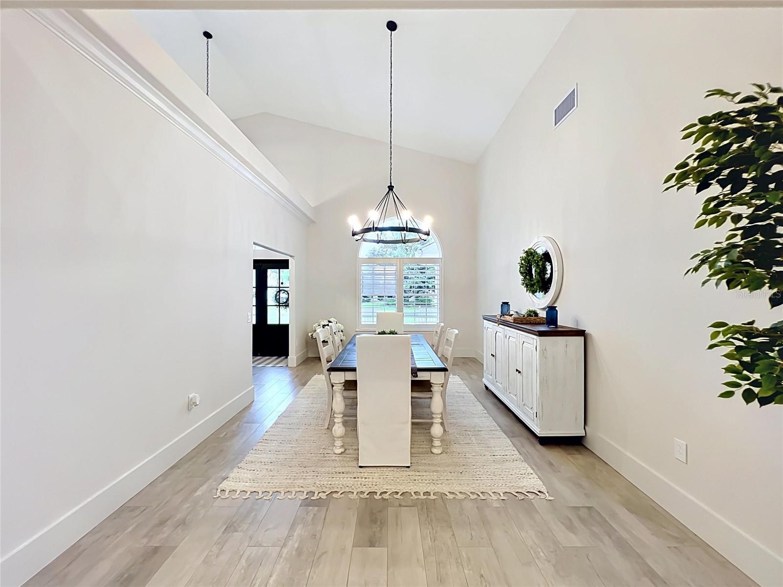34449 PARKVIEW AVE, EUSTIS, FL, 32736