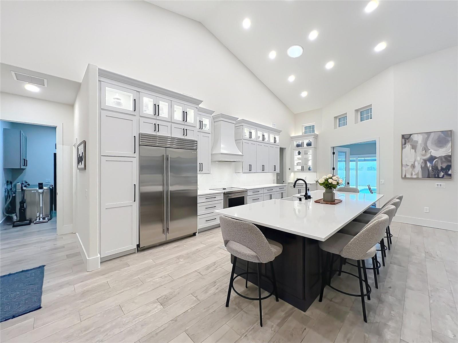 34449 PARKVIEW AVE, EUSTIS, FL, 32736