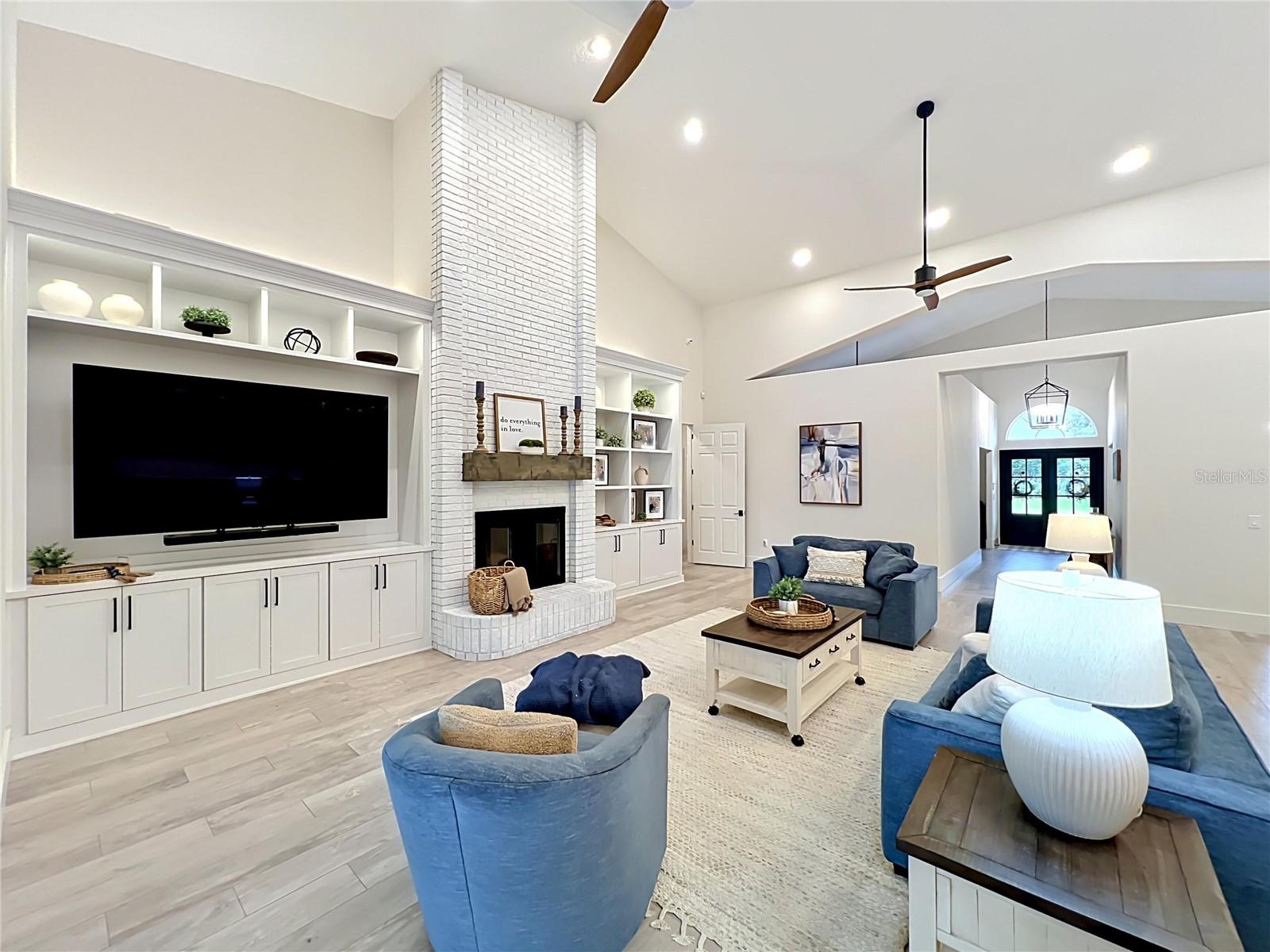 34449 PARKVIEW AVE, EUSTIS, FL, 32736