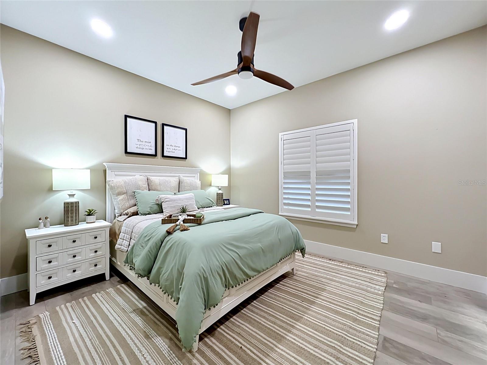 34449 PARKVIEW AVE, EUSTIS, FL, 32736
