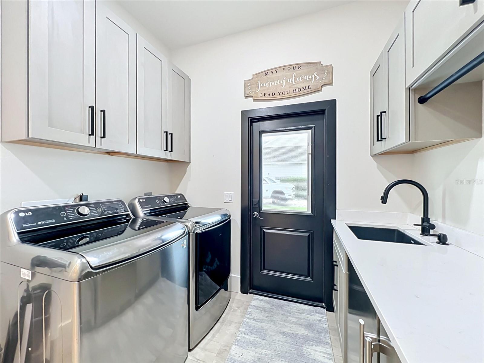 34449 PARKVIEW AVE, EUSTIS, FL, 32736