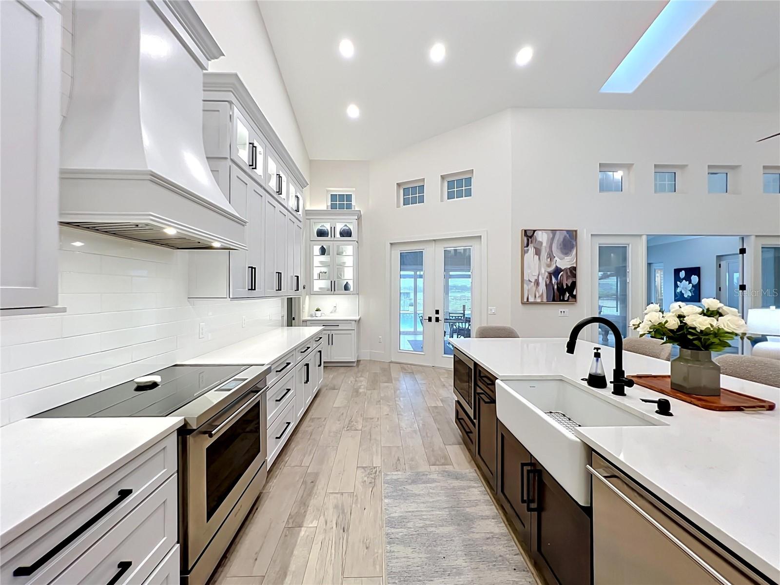 34449 PARKVIEW AVE, EUSTIS, FL, 32736