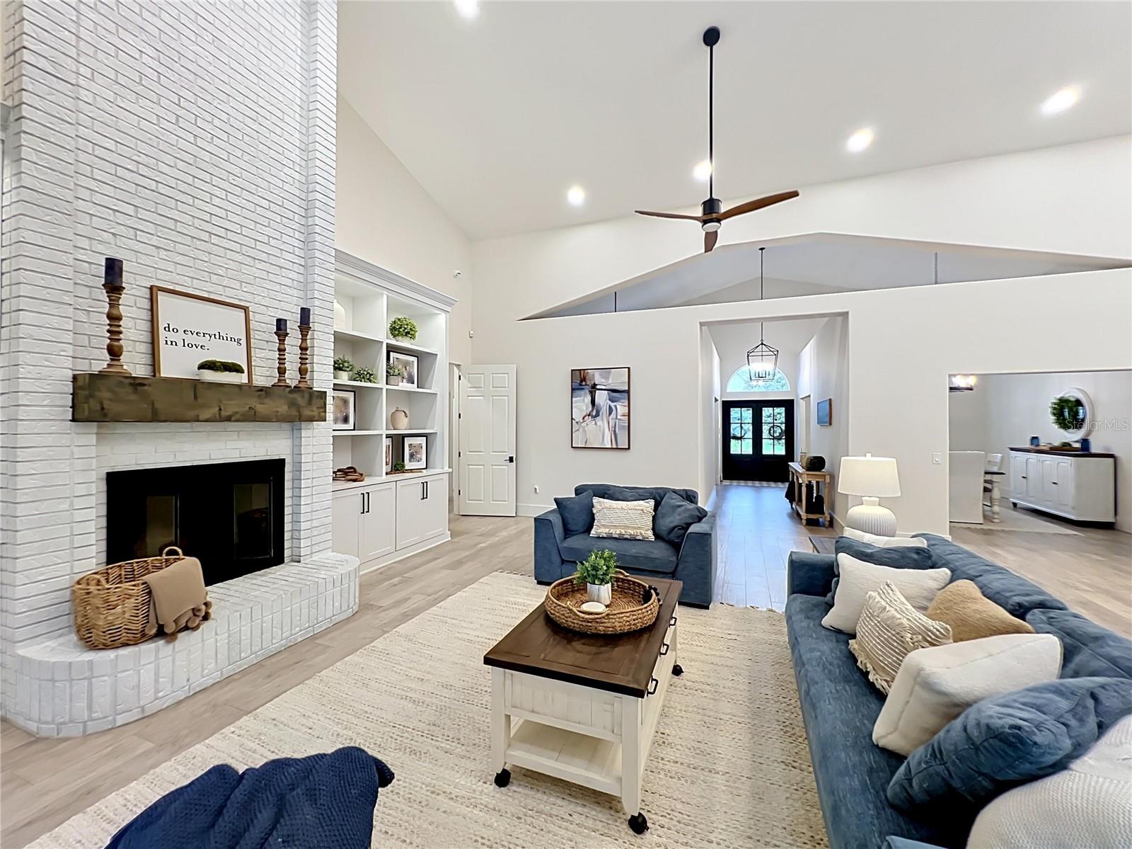 34449 PARKVIEW AVE, EUSTIS, FL, 32736