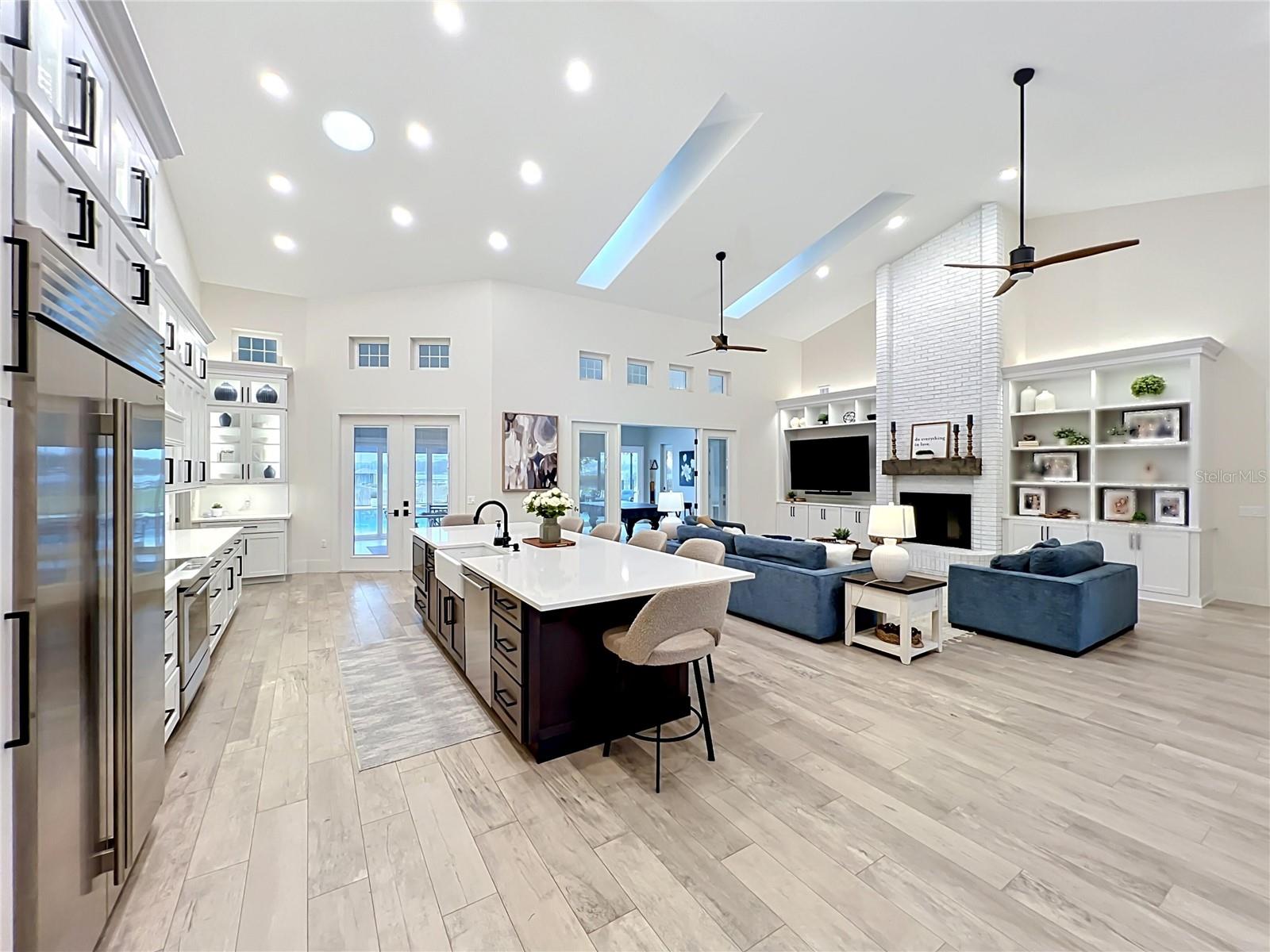 34449 PARKVIEW AVE, EUSTIS, FL, 32736