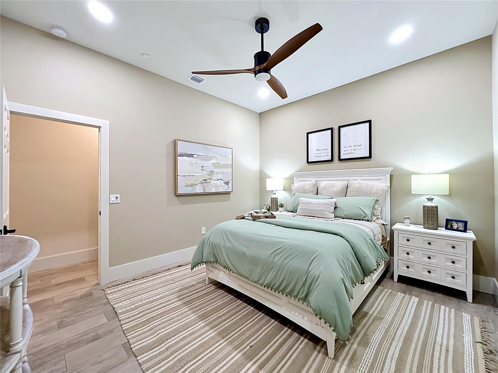 34449 PARKVIEW AVE, EUSTIS, FL, 32736