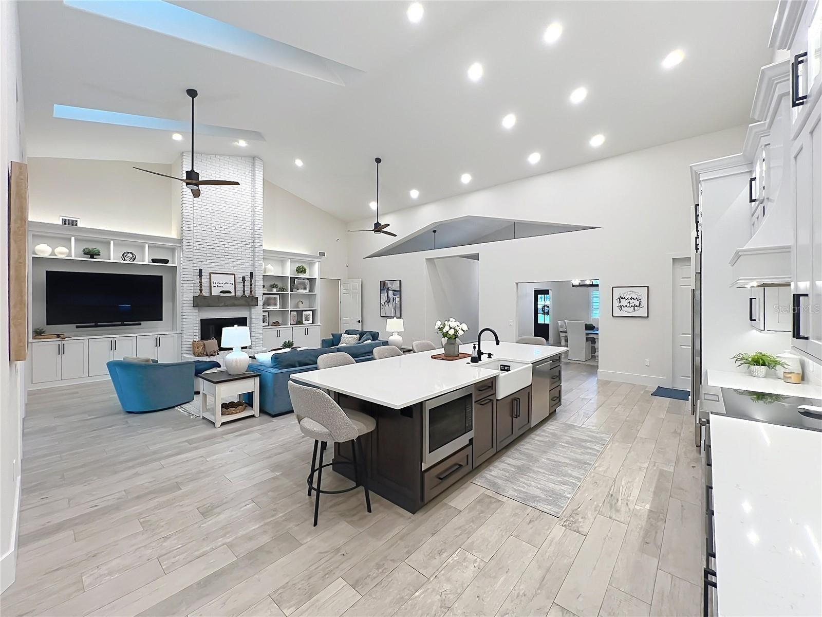 34449 PARKVIEW AVE, EUSTIS, FL, 32736