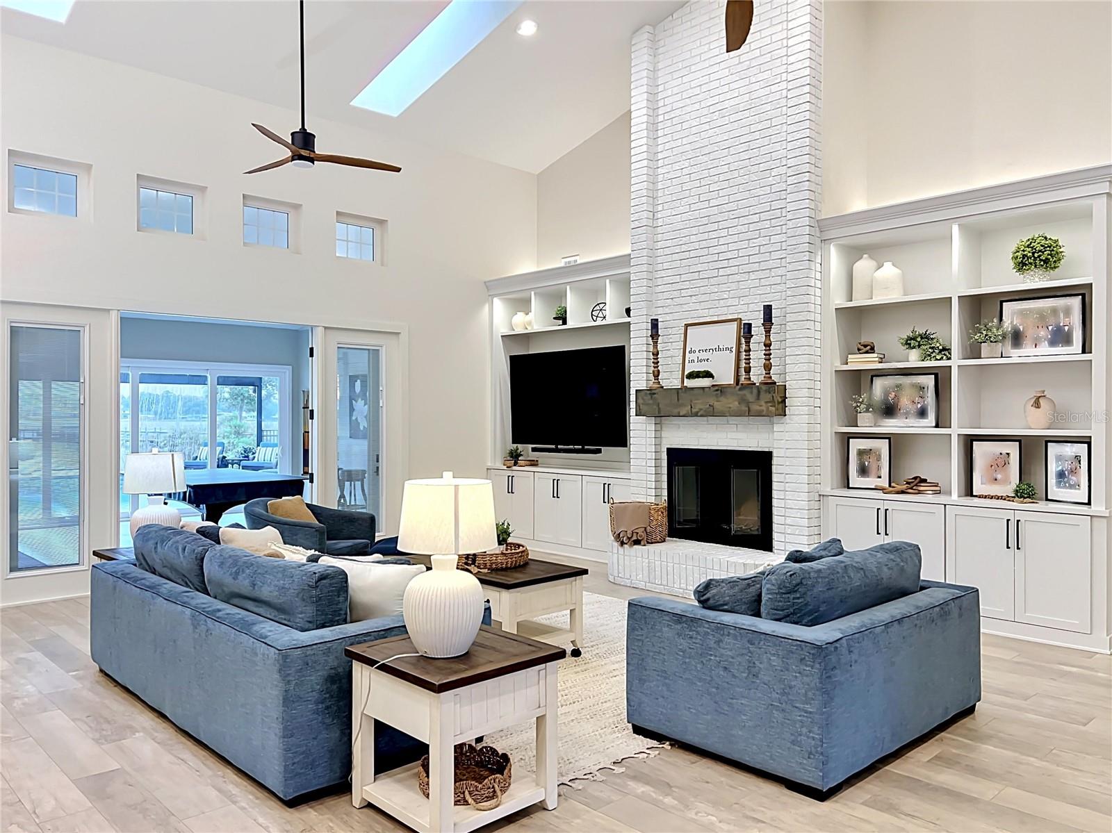 34449 PARKVIEW AVE, EUSTIS, FL, 32736