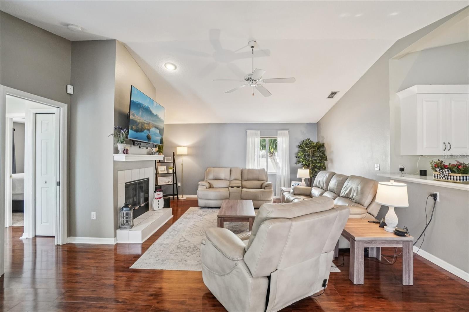 3132 SHORELINE DR, CLEARWATER, FL, 33760