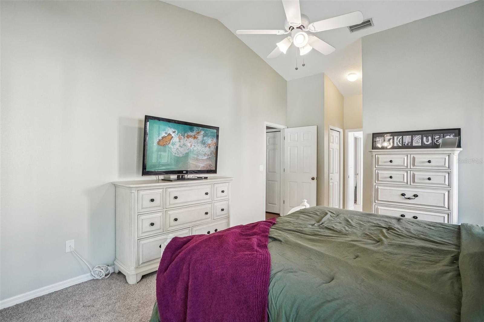 3132 SHORELINE DR, CLEARWATER, FL, 33760