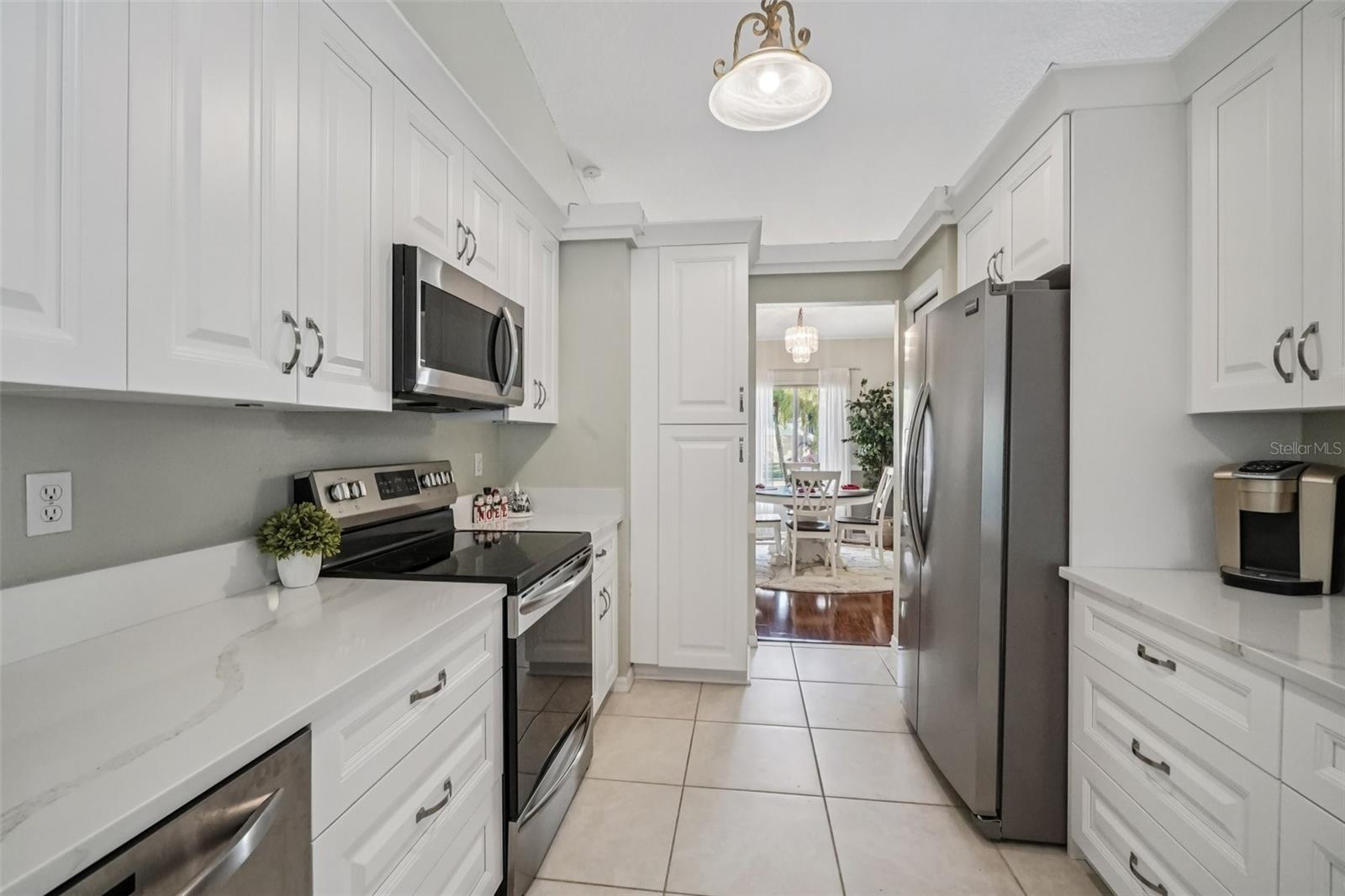 3132 SHORELINE DR, CLEARWATER, FL, 33760