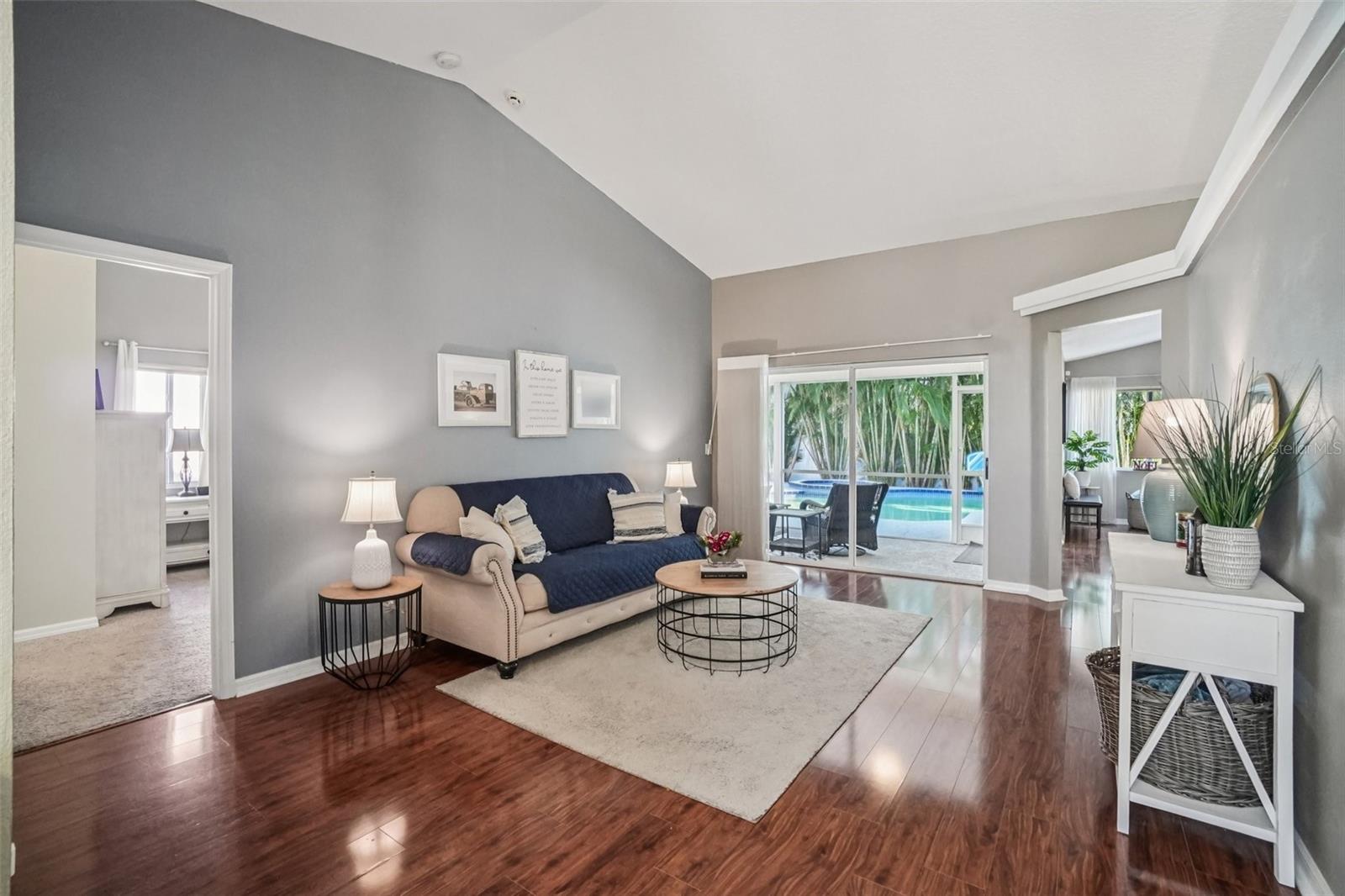 3132 SHORELINE DR, CLEARWATER, FL, 33760