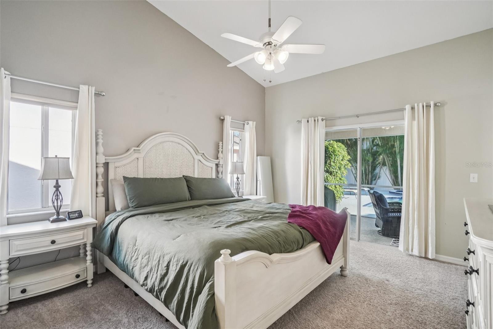 3132 SHORELINE DR, CLEARWATER, FL, 33760