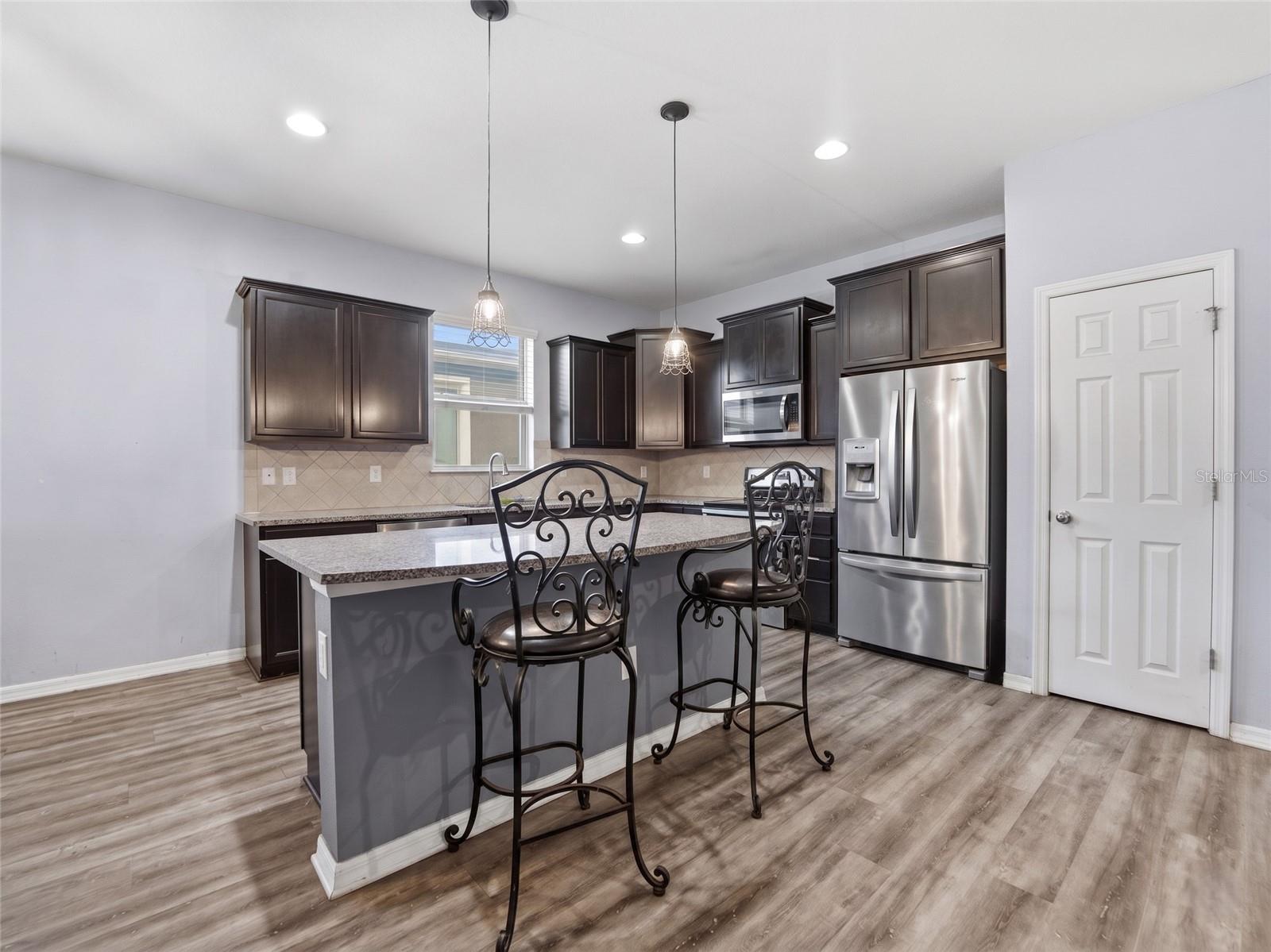 16357 TREASURE POINT DR, WIMAUMA, FL, 33598