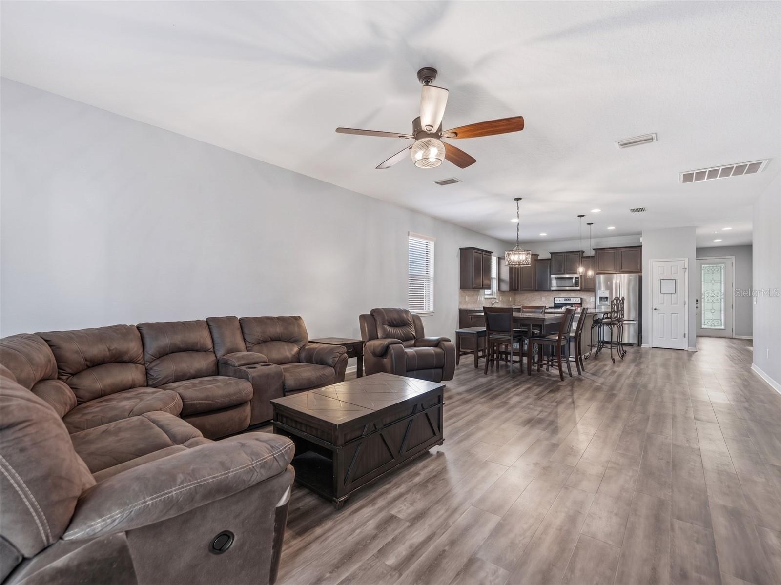 16357 TREASURE POINT DR, WIMAUMA, FL, 33598