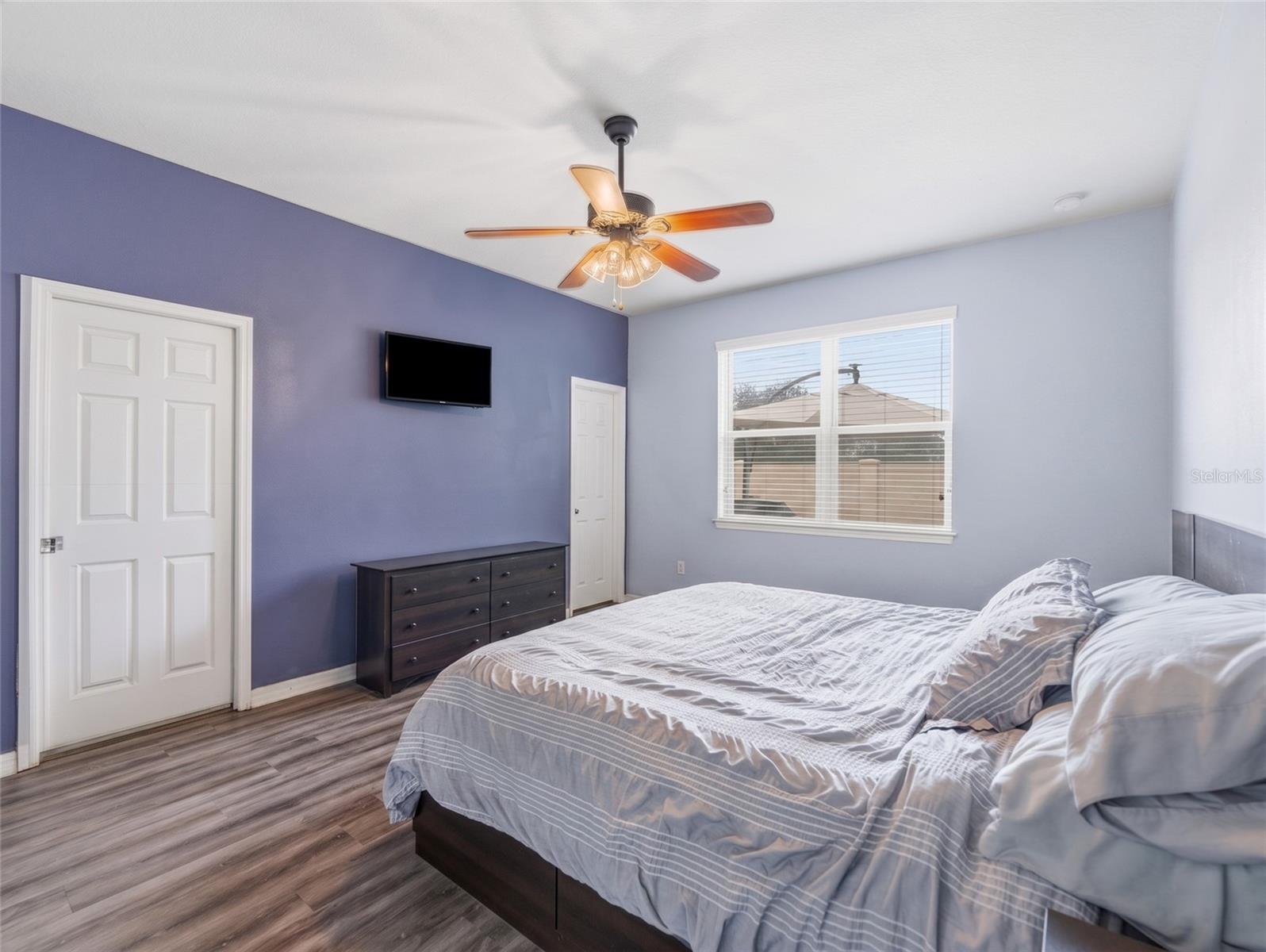 16357 TREASURE POINT DR, WIMAUMA, FL, 33598