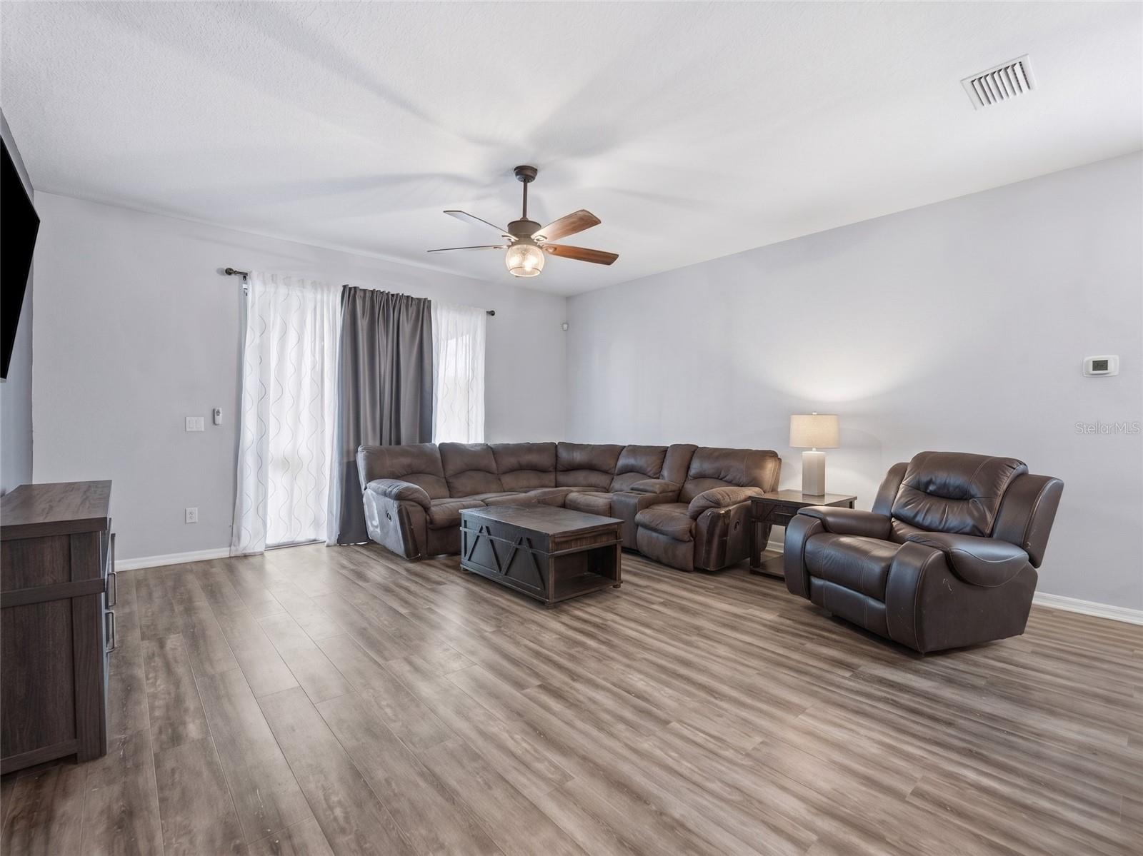 16357 TREASURE POINT DR, WIMAUMA, FL, 33598