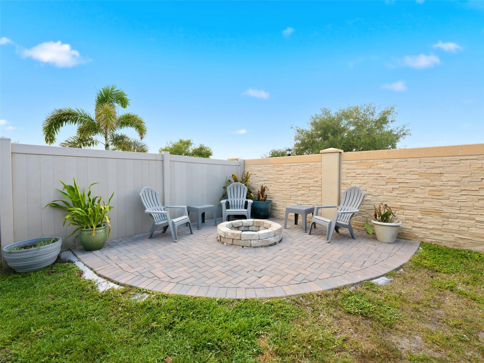 16357 TREASURE POINT DR, WIMAUMA, FL, 33598
