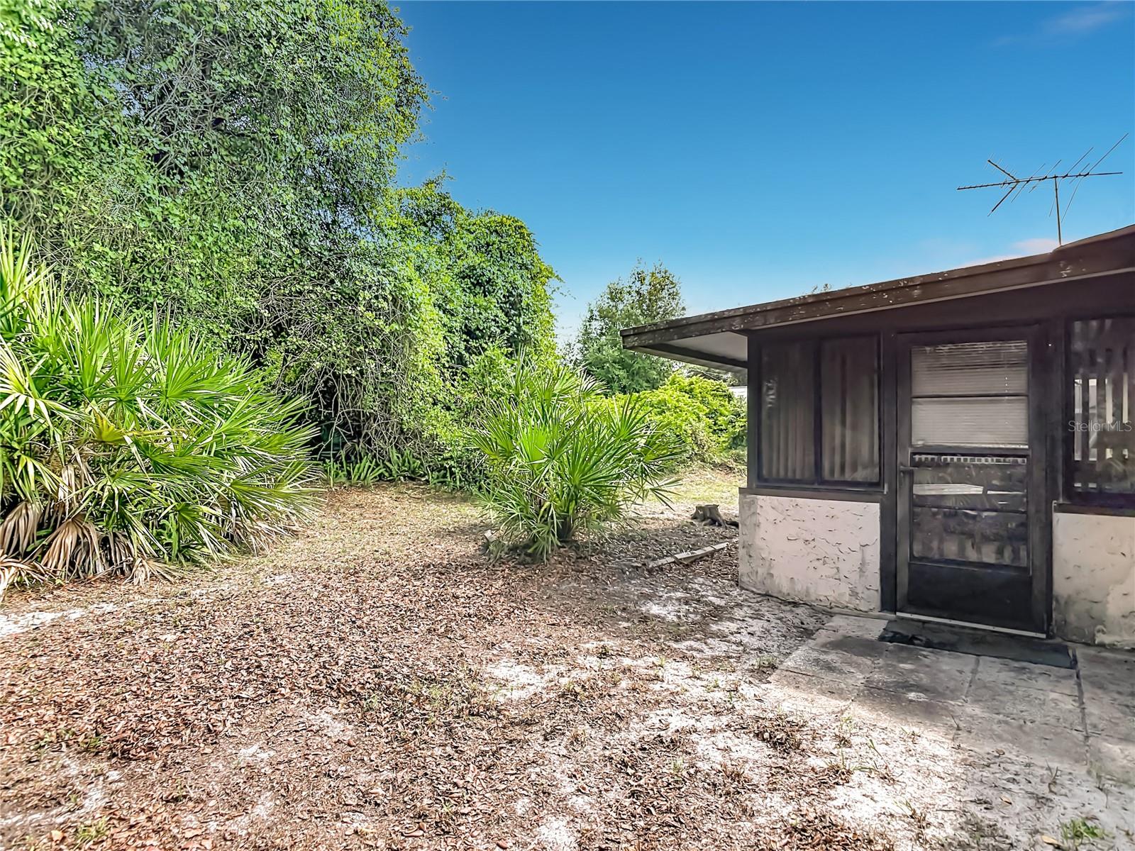 625 BRUNSWICK TER, DELTONA, FL, 32725
