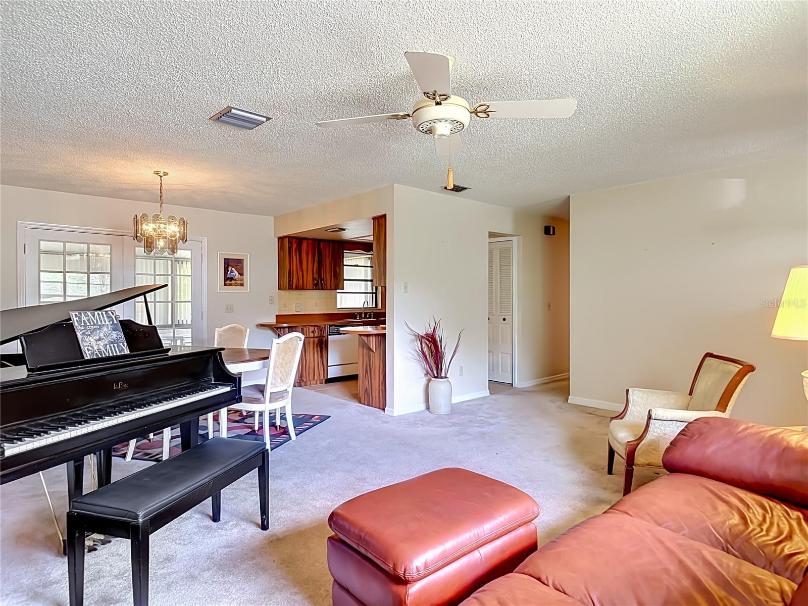 625 BRUNSWICK TER, DELTONA, FL, 32725