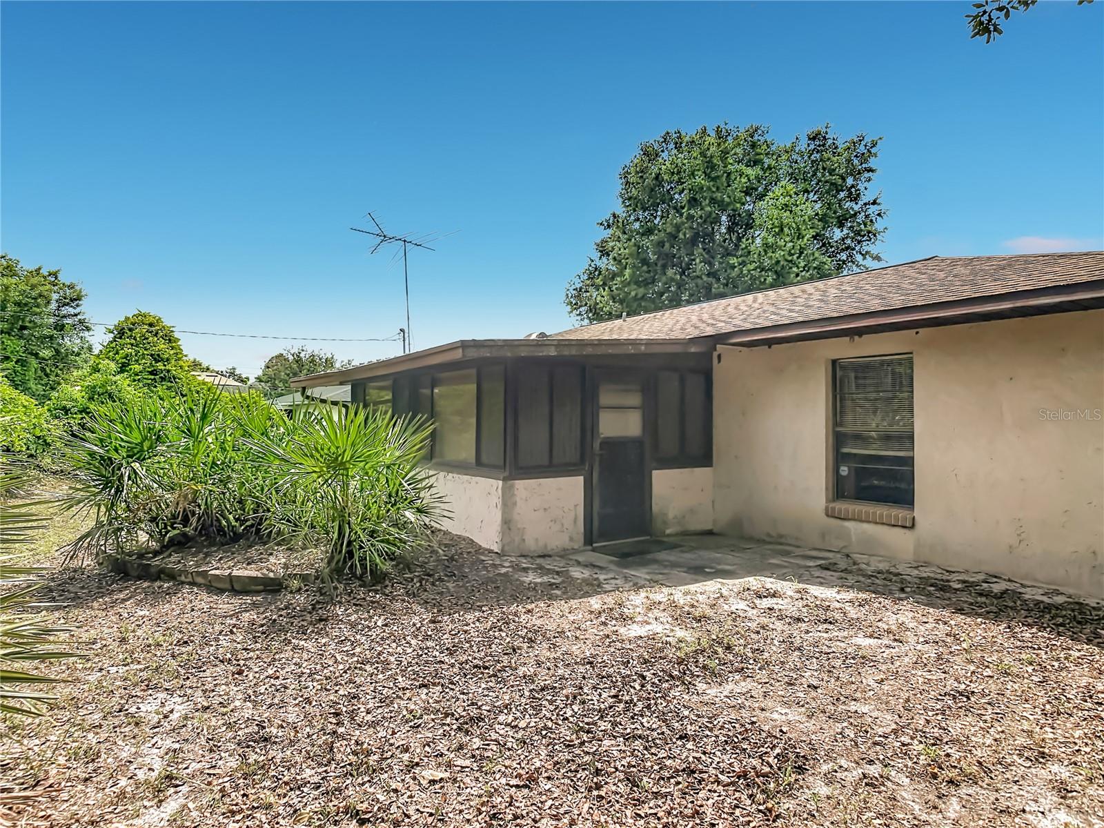 625 BRUNSWICK TER, DELTONA, FL, 32725