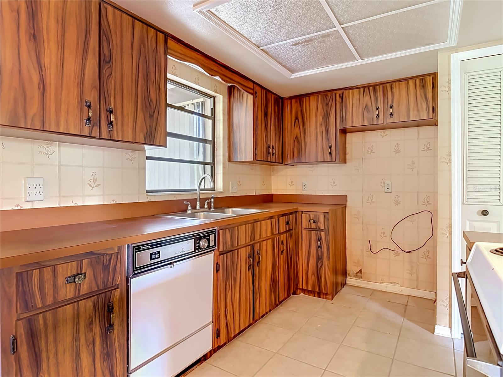 625 BRUNSWICK TER, DELTONA, FL, 32725