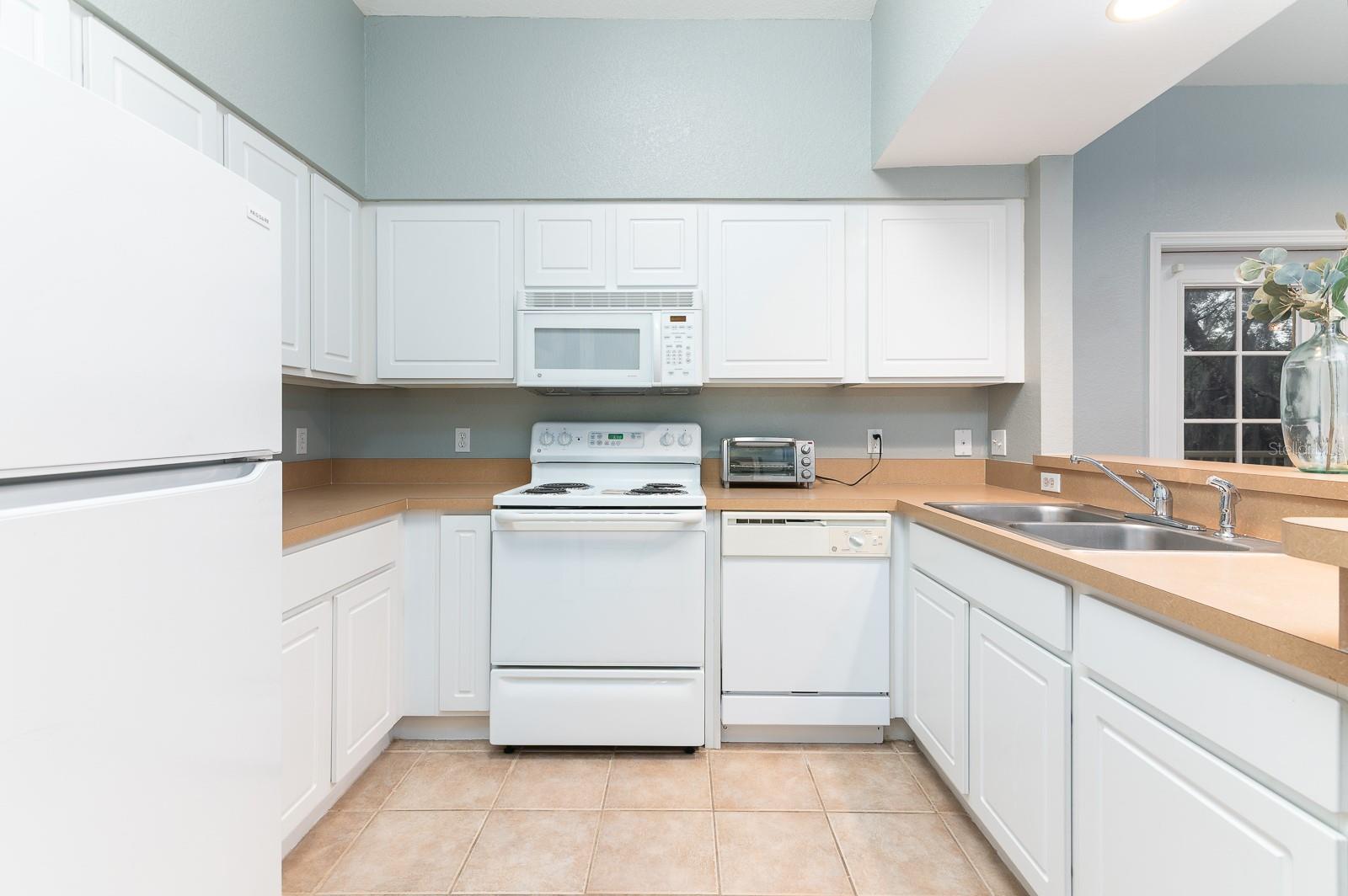 4850 SW 91ST TER #301, GAINESVILLE, FL, 32608