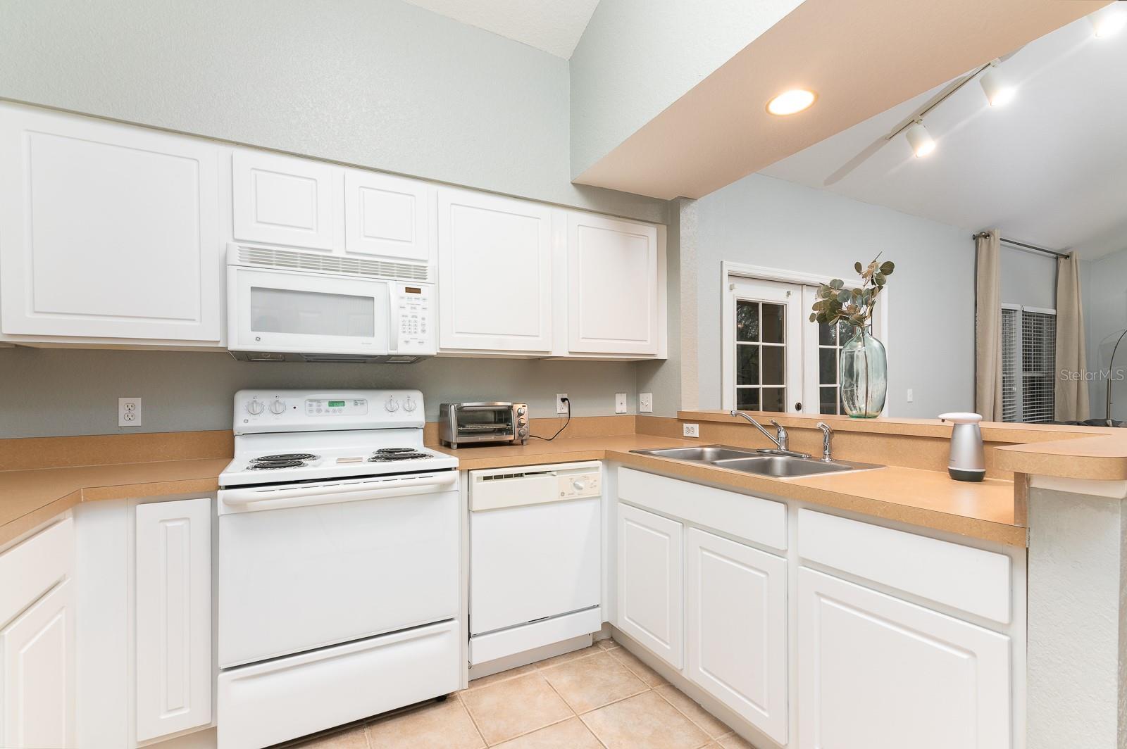 4850 SW 91ST TER #301, GAINESVILLE, FL, 32608