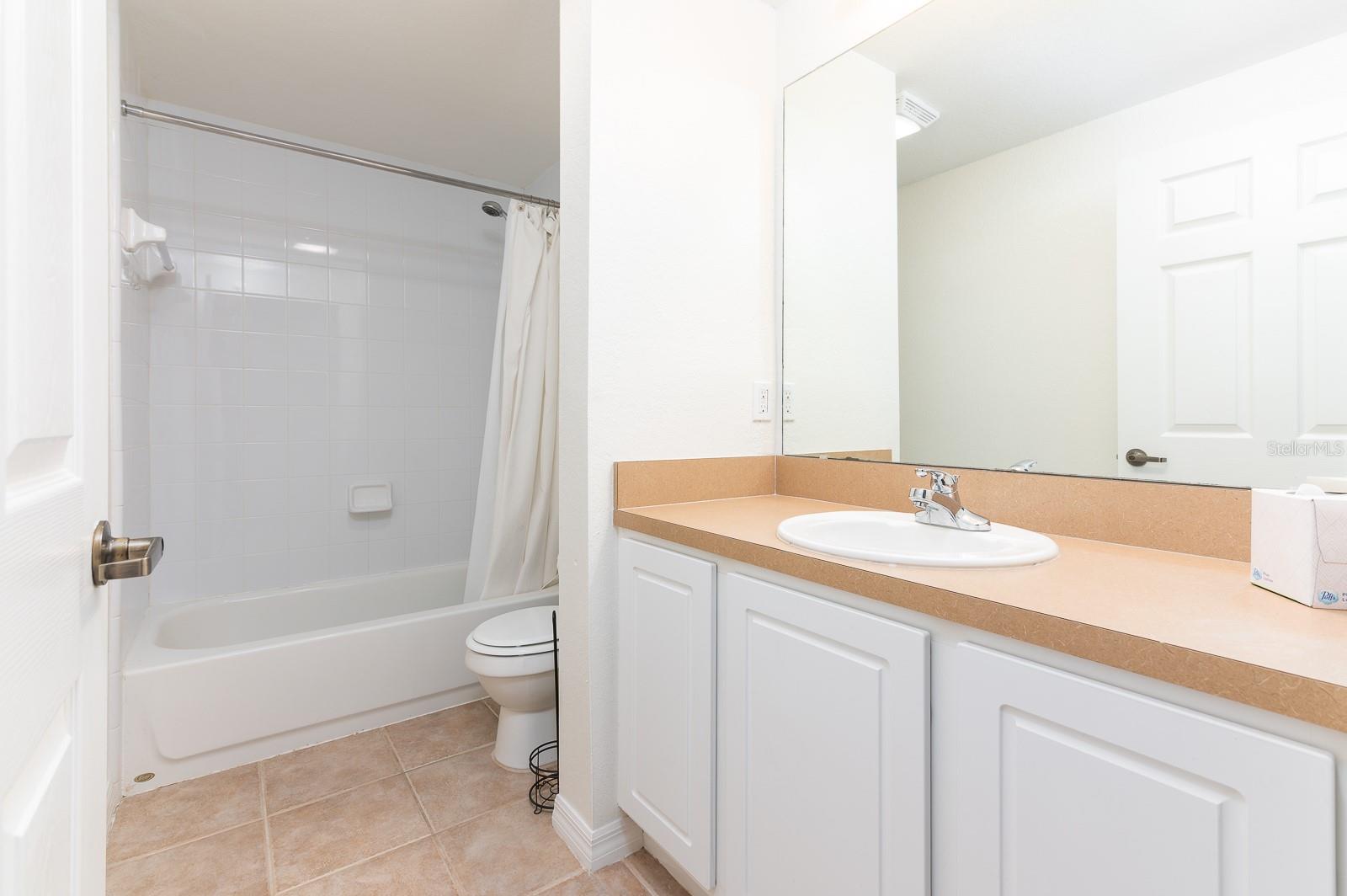 4850 SW 91ST TER #301, GAINESVILLE, FL, 32608