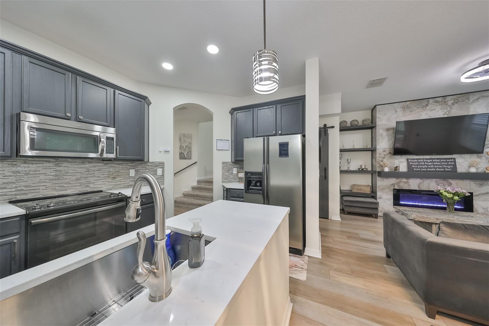8155 STONE LEAF LN, TAMPA, FL, 33647