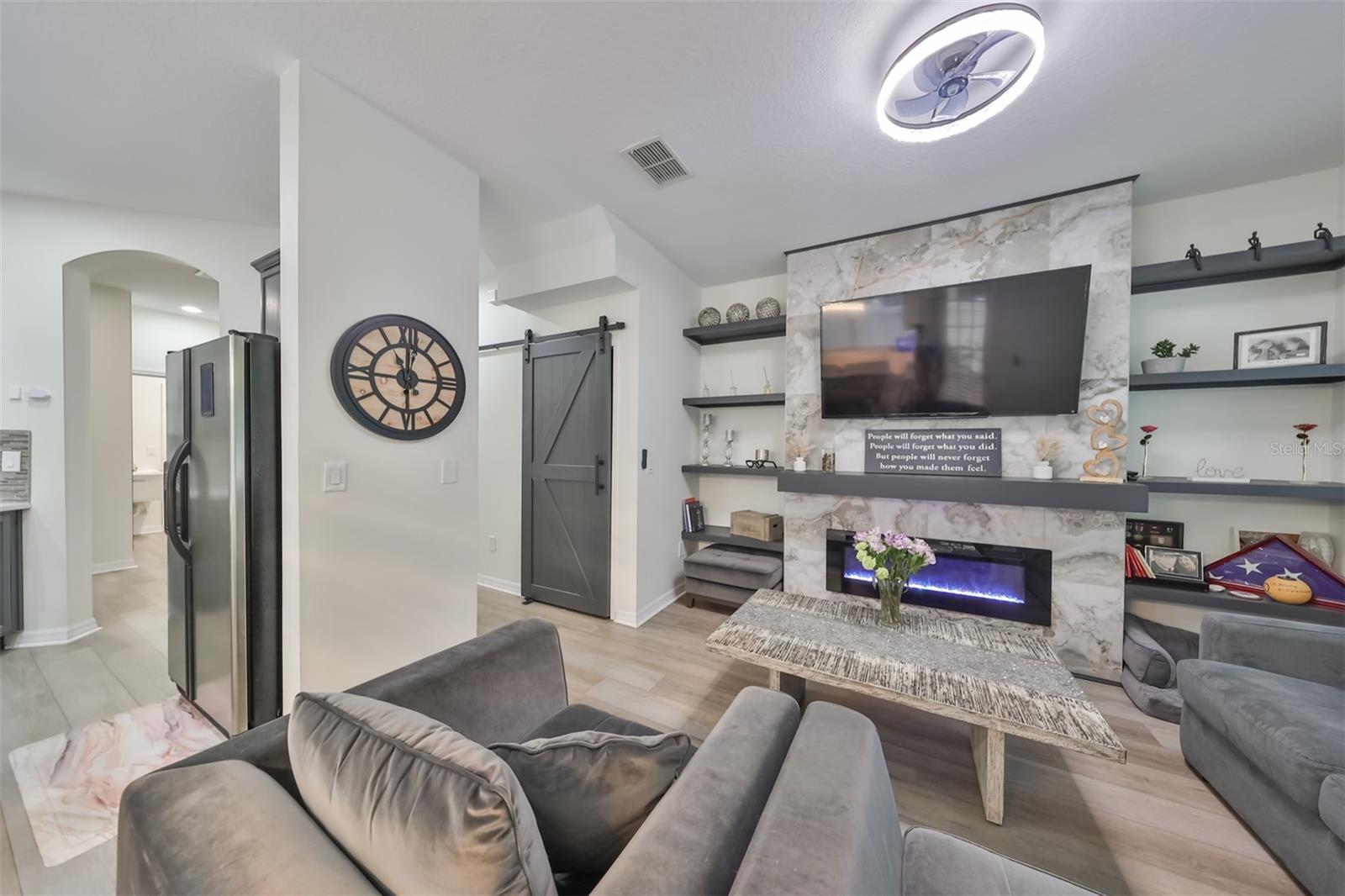 8155 STONE LEAF LN, TAMPA, FL, 33647