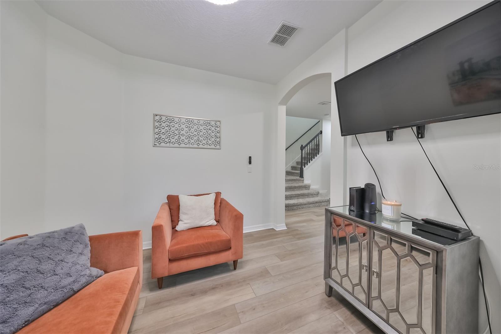 8155 STONE LEAF LN, TAMPA, FL, 33647
