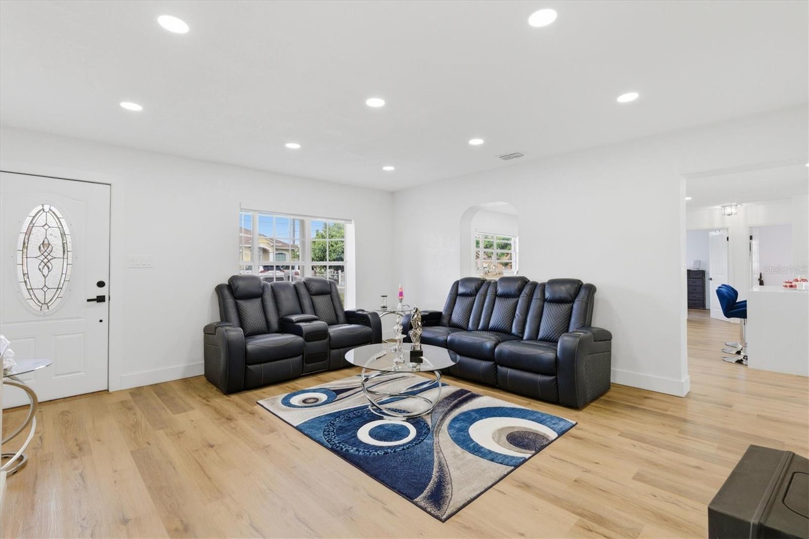 3002 W HAYA ST, TAMPA, FL, 33614