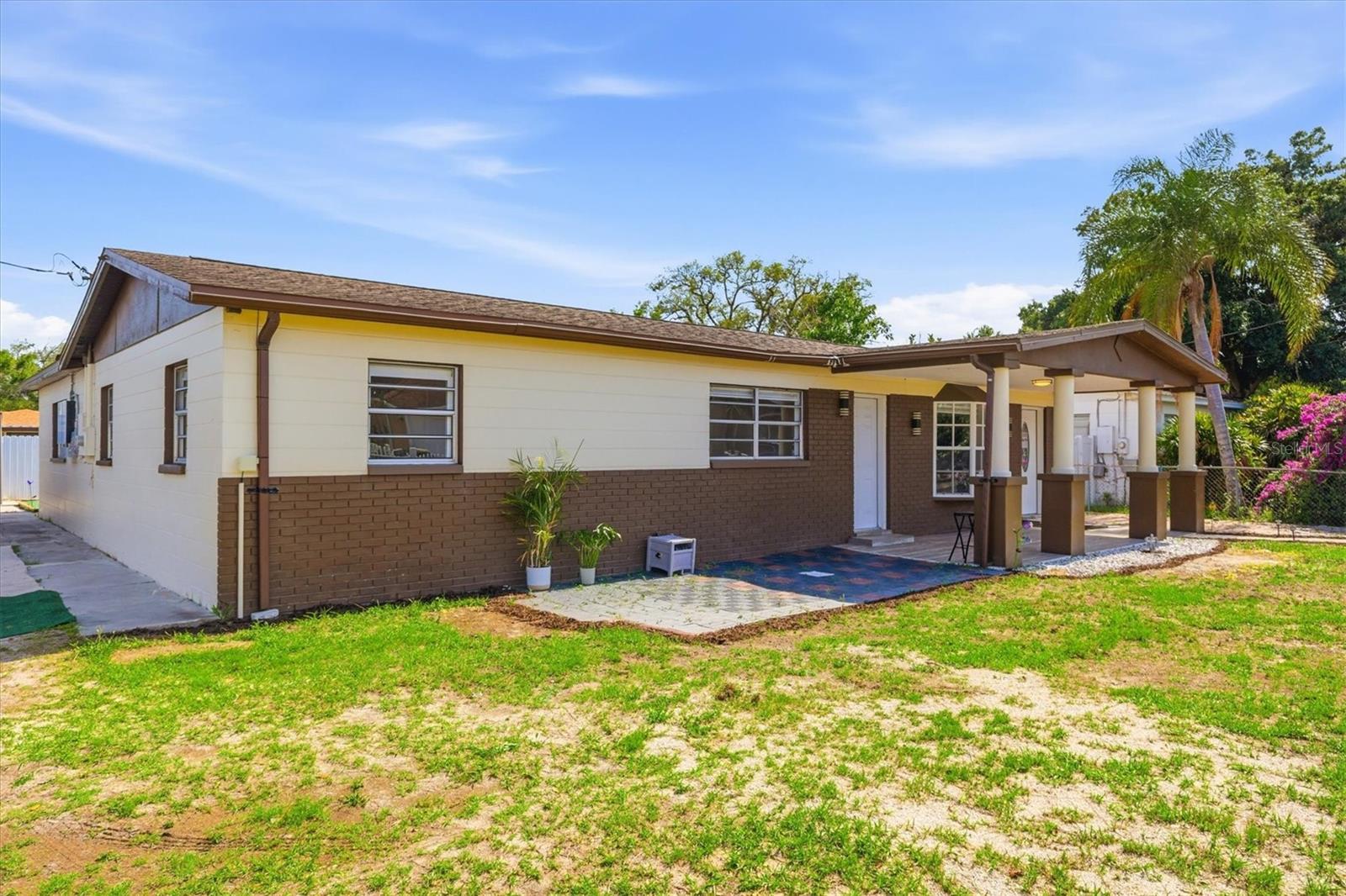 3002 W HAYA ST, TAMPA, FL, 33614