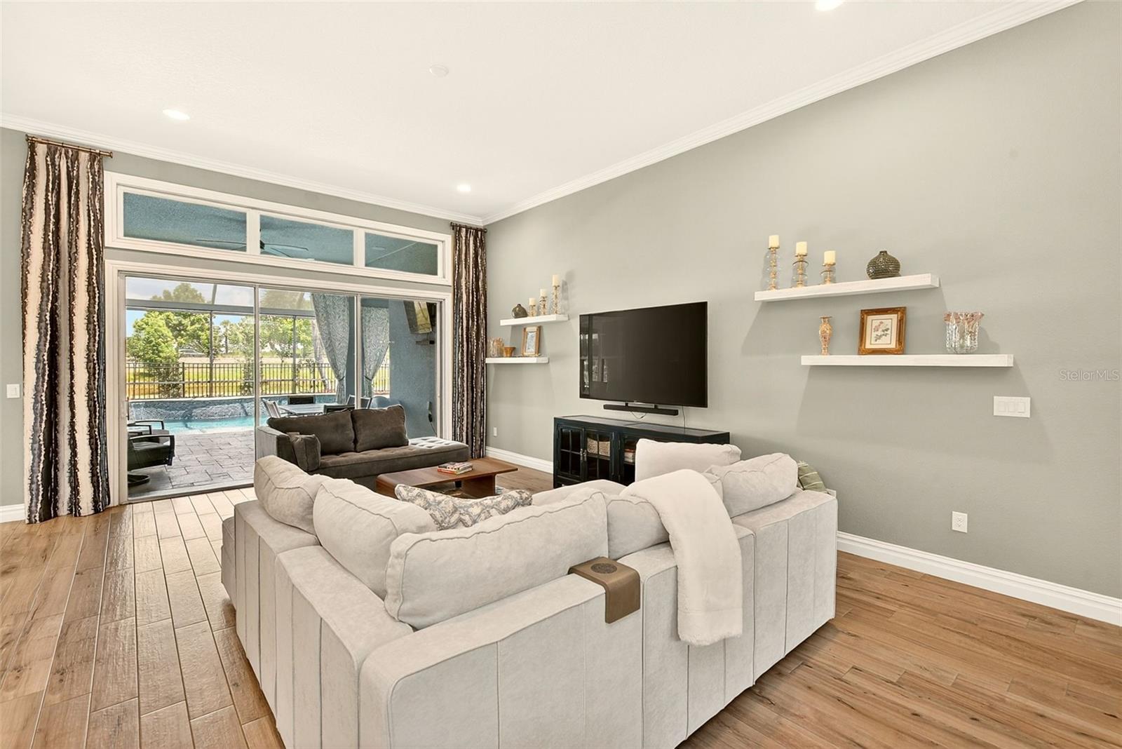 6951 CRESTPOINT DR, APOLLO BEACH, FL, 33572