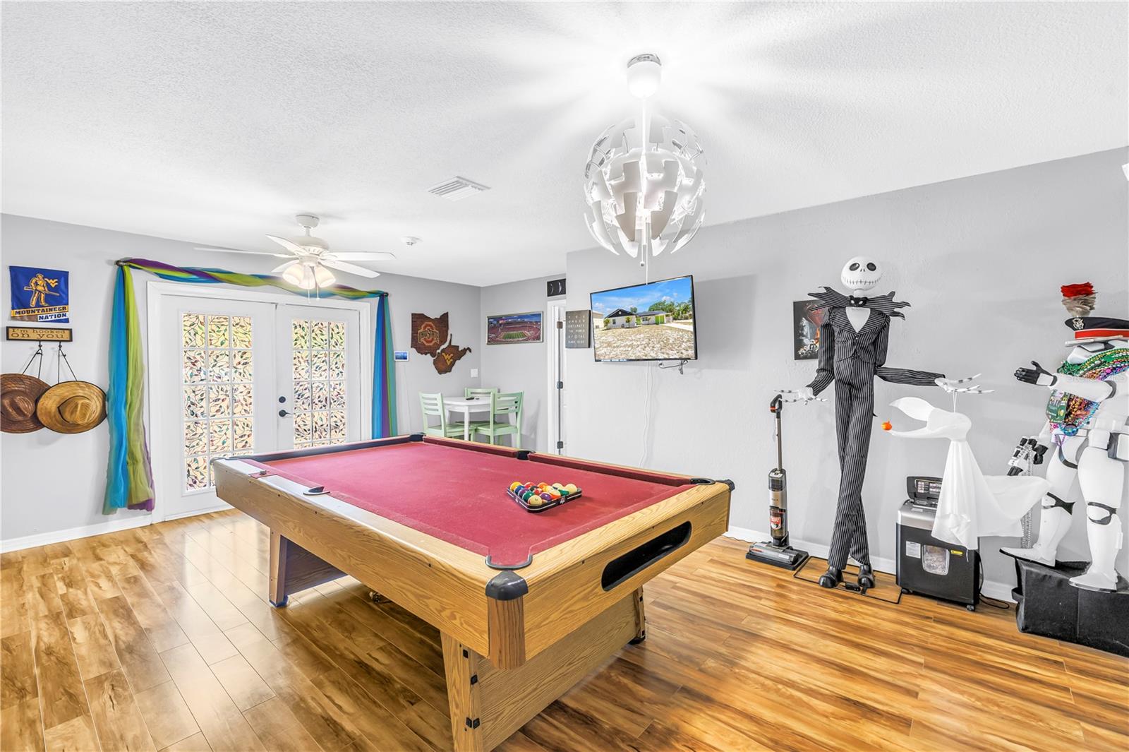 687 JASMINE WAY S, ST PETERSBURG, FL, 33705