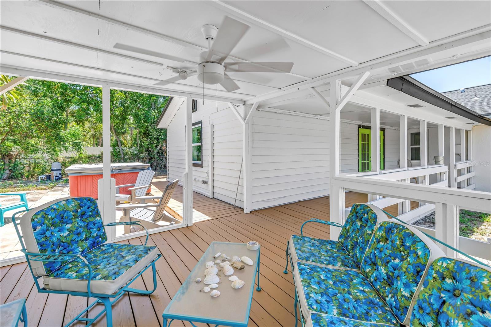 687 JASMINE WAY S, ST PETERSBURG, FL, 33705